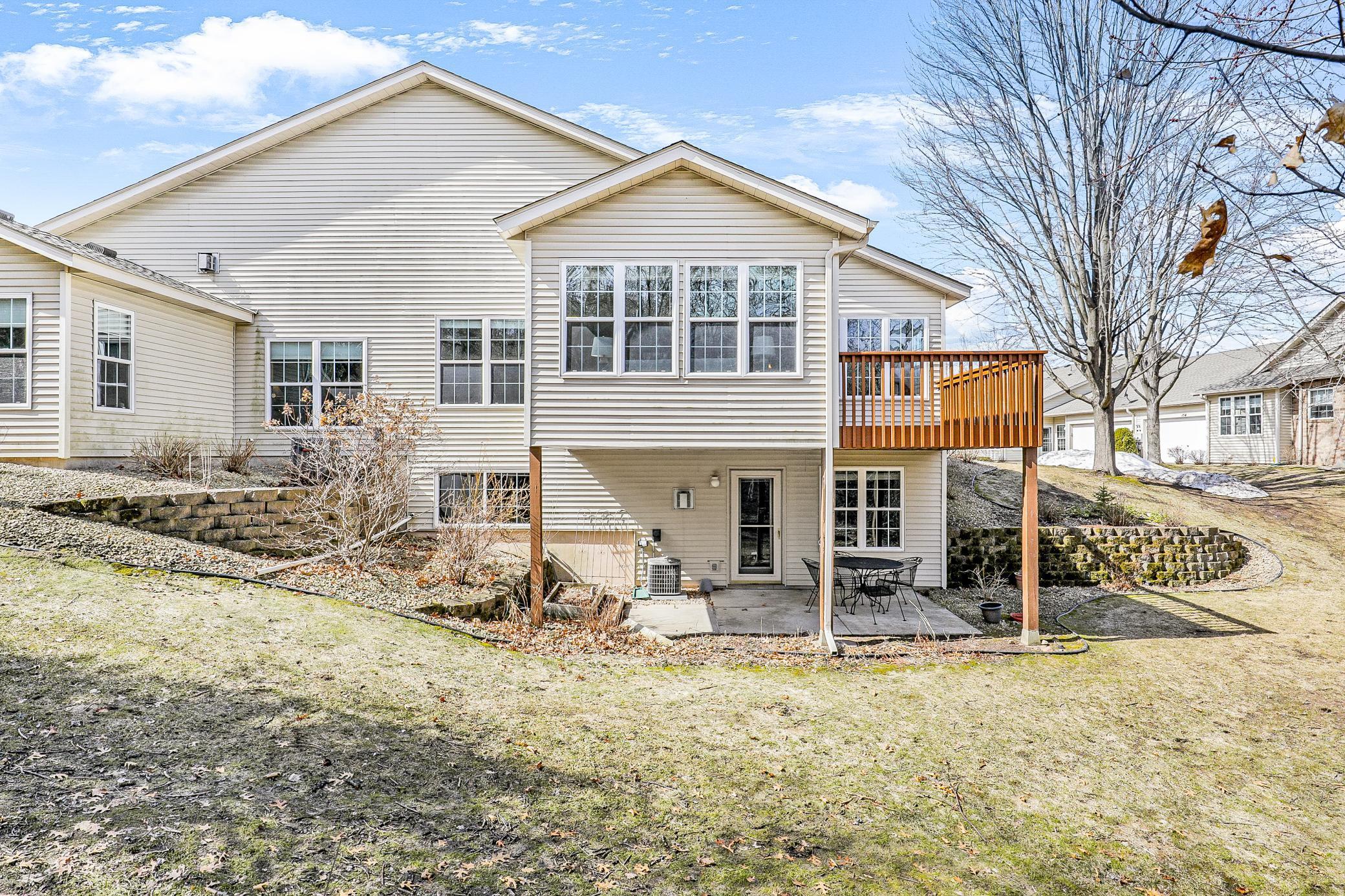 Main Floor Living in this Turnkey, 1-Story, Walkout Townhouse