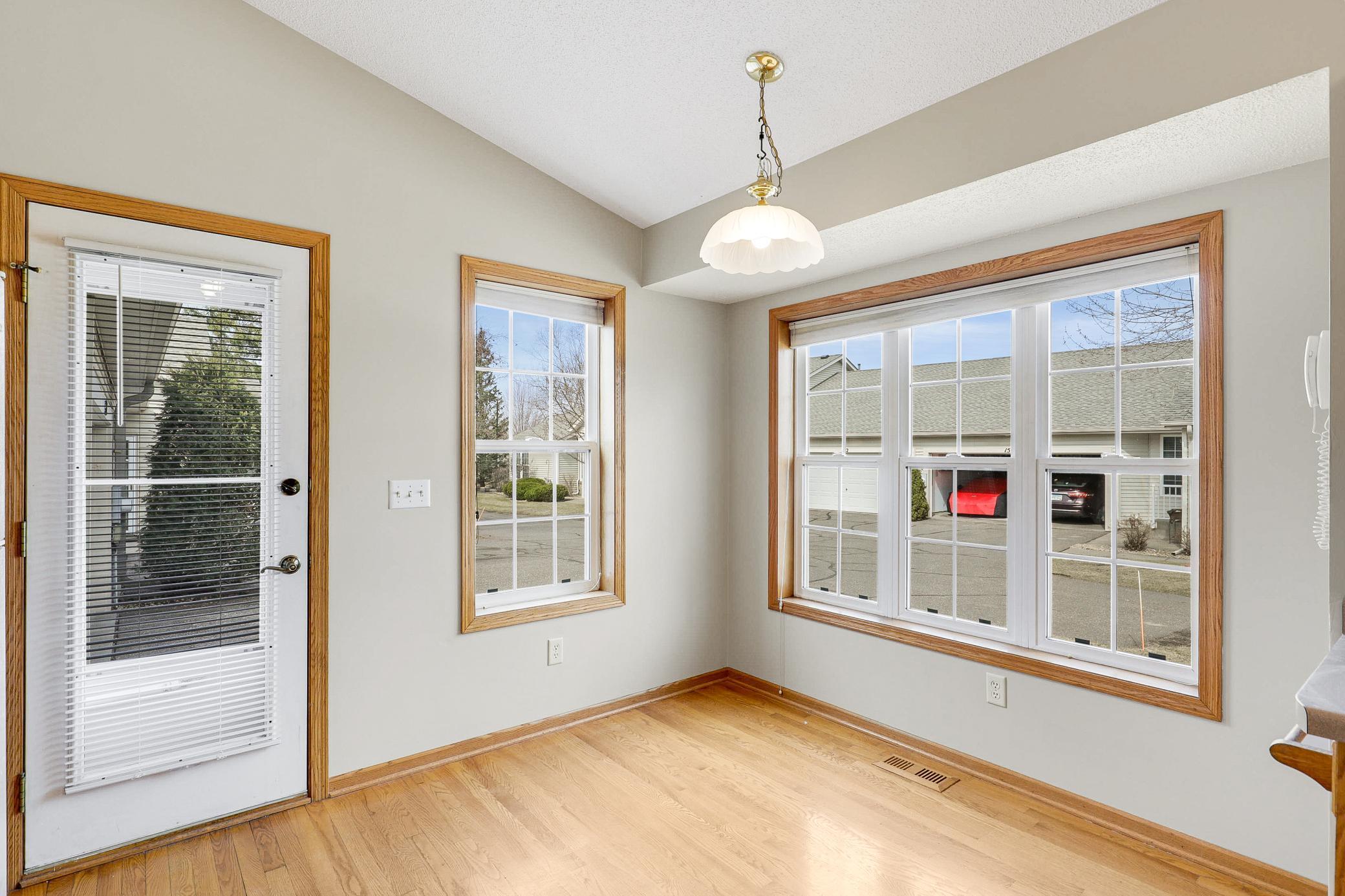 Main Floor Living in this Turnkey, 1-Story, Walkout Townhouse