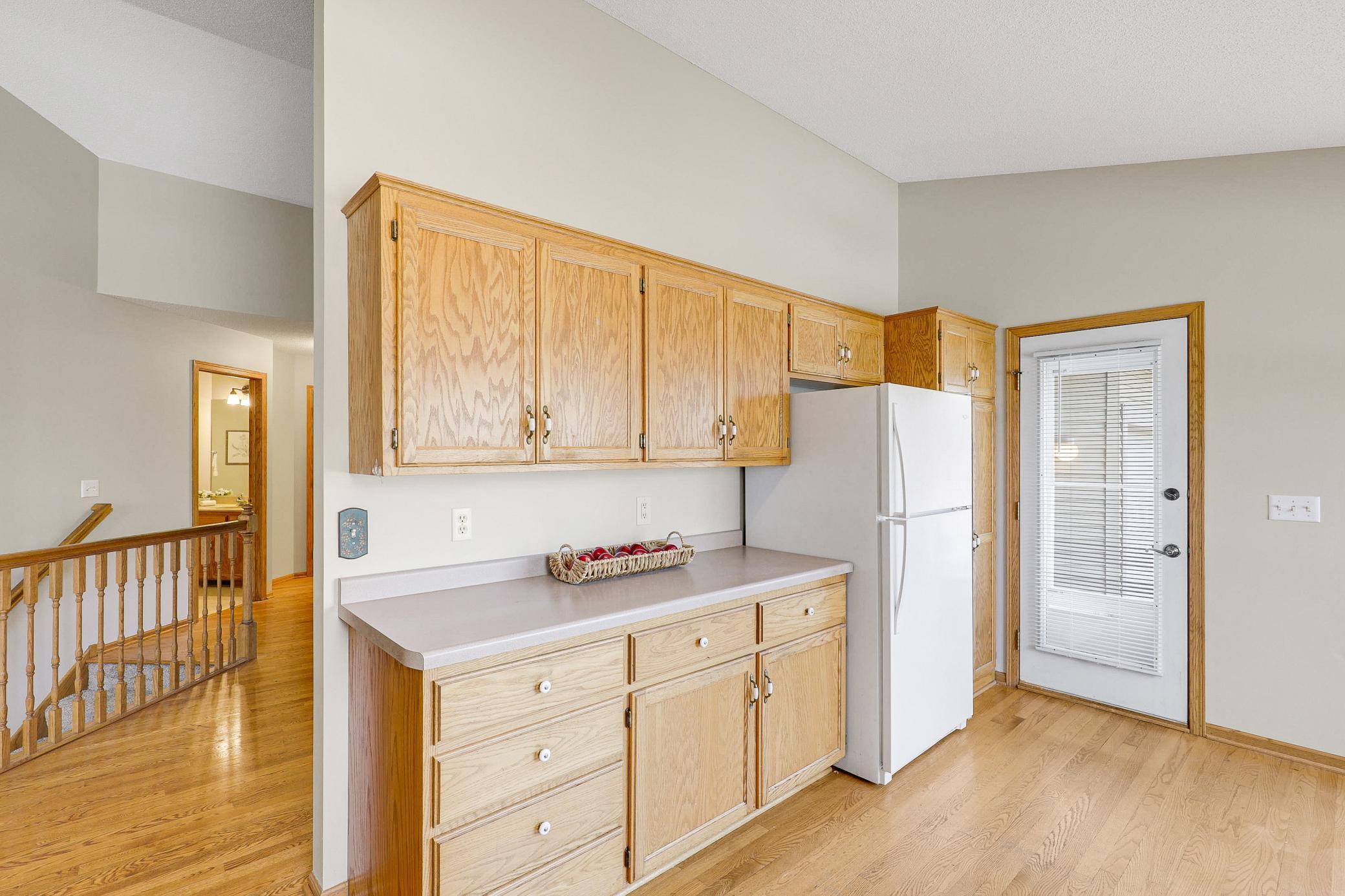 Main Floor Living in this Turnkey, 1-Story, Walkout Townhouse