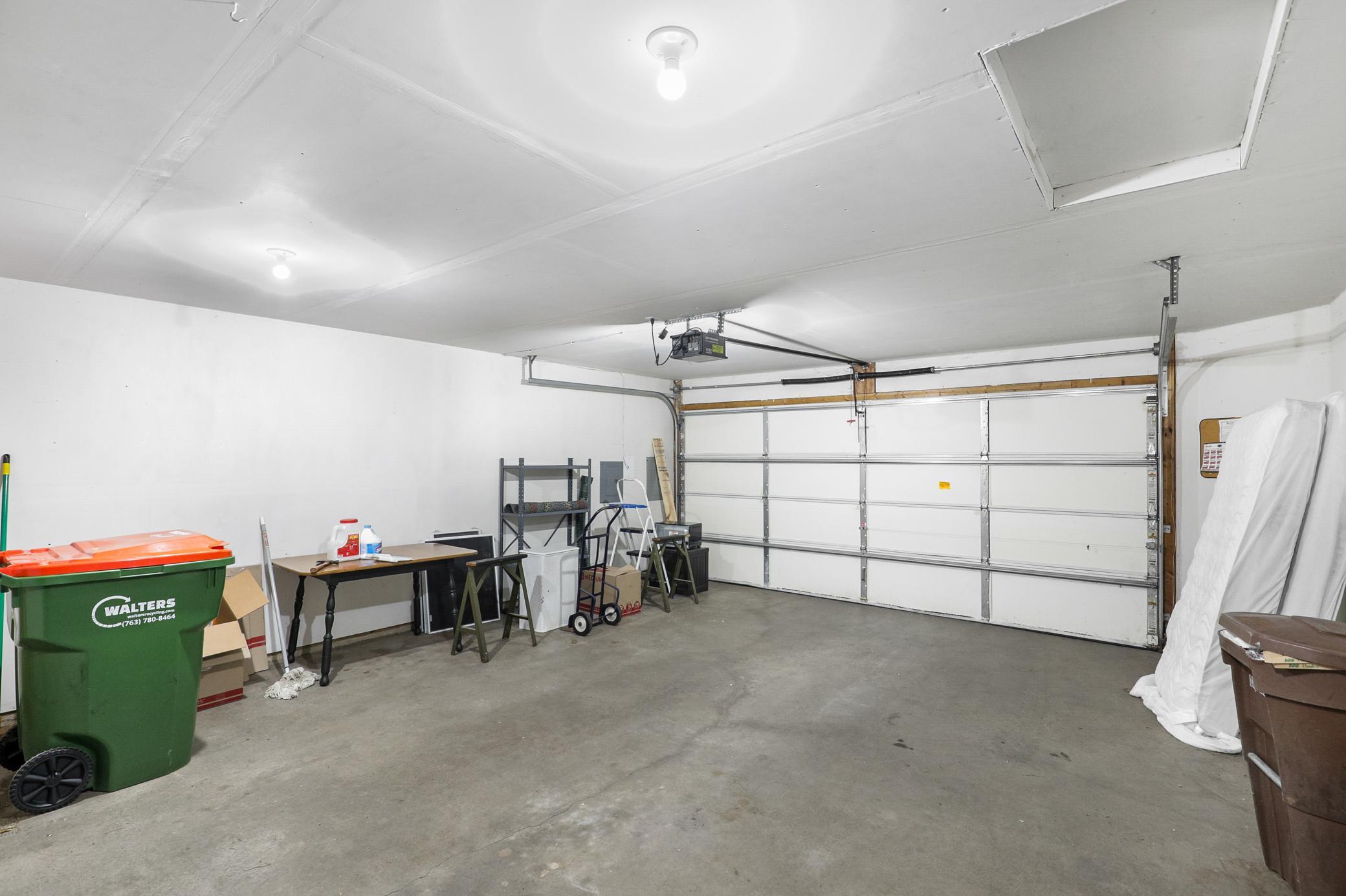 Main Floor Living in this Turnkey, 1-Story, Walkout Townhouse