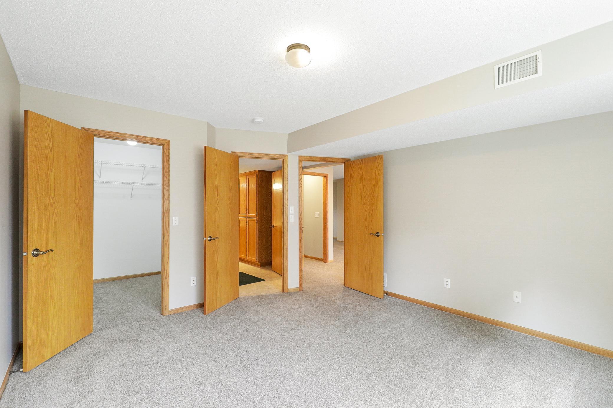 Main Floor Living in this Turnkey, 1-Story, Walkout Townhouse