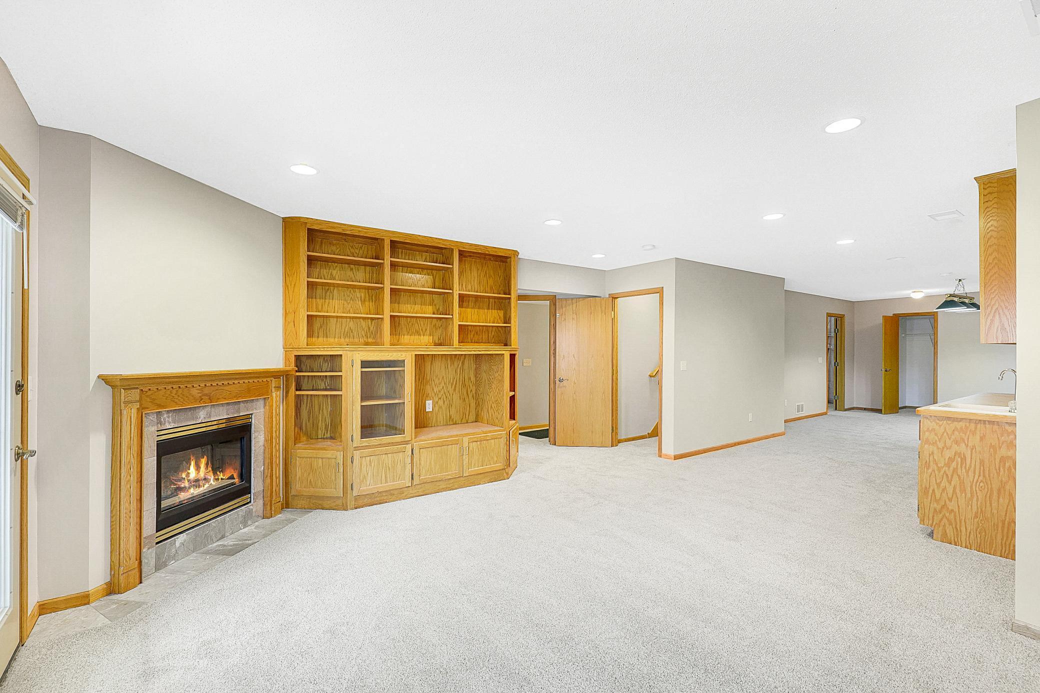 Main Floor Living in this Turnkey, 1-Story, Walkout Townhouse