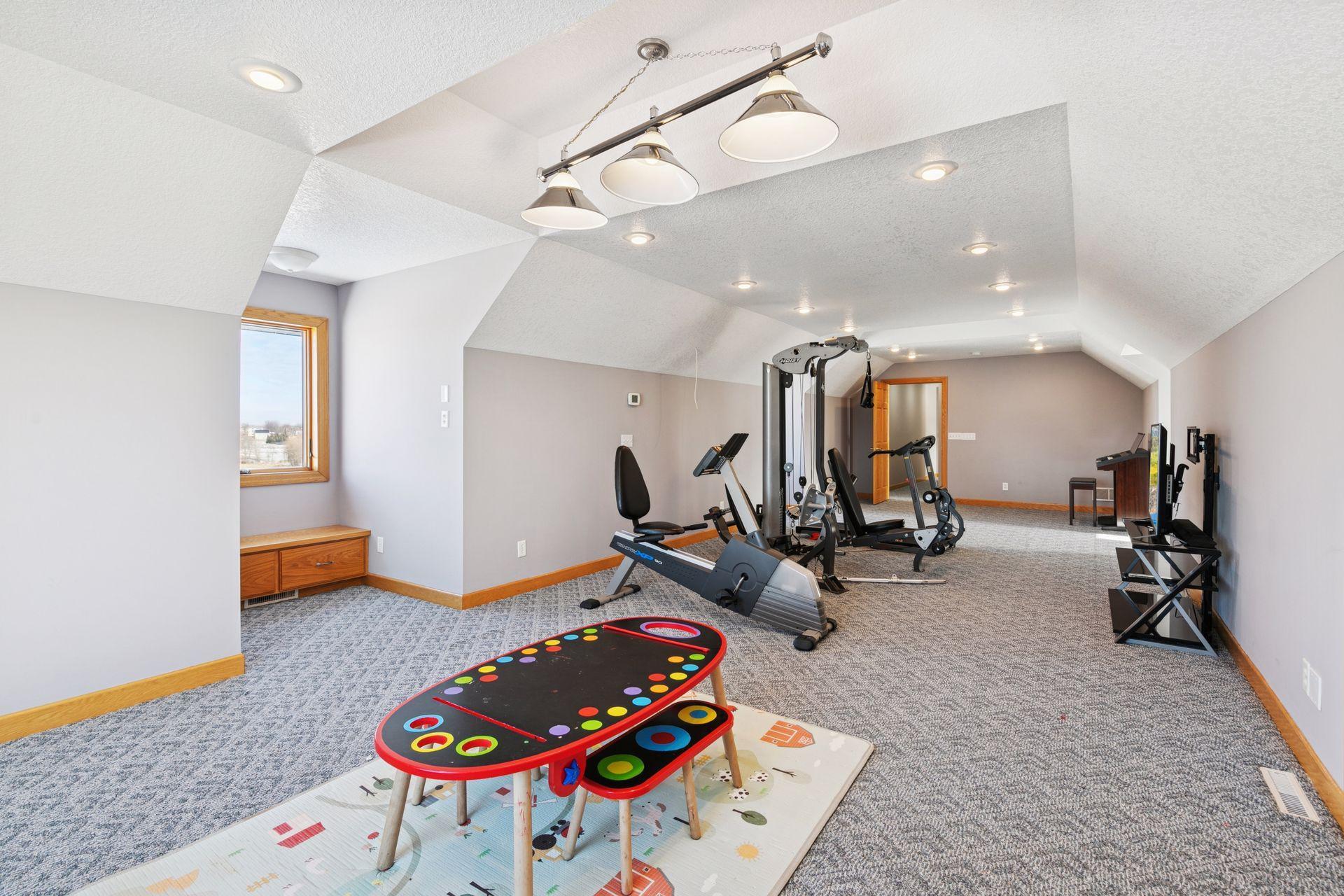 20951 Prairie Hills Lane