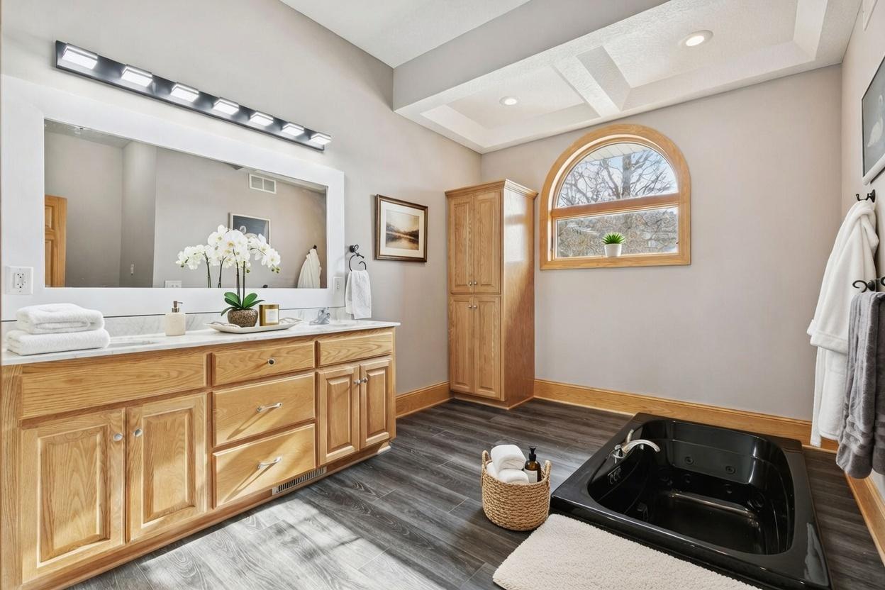 20951 Prairie Hills Lane