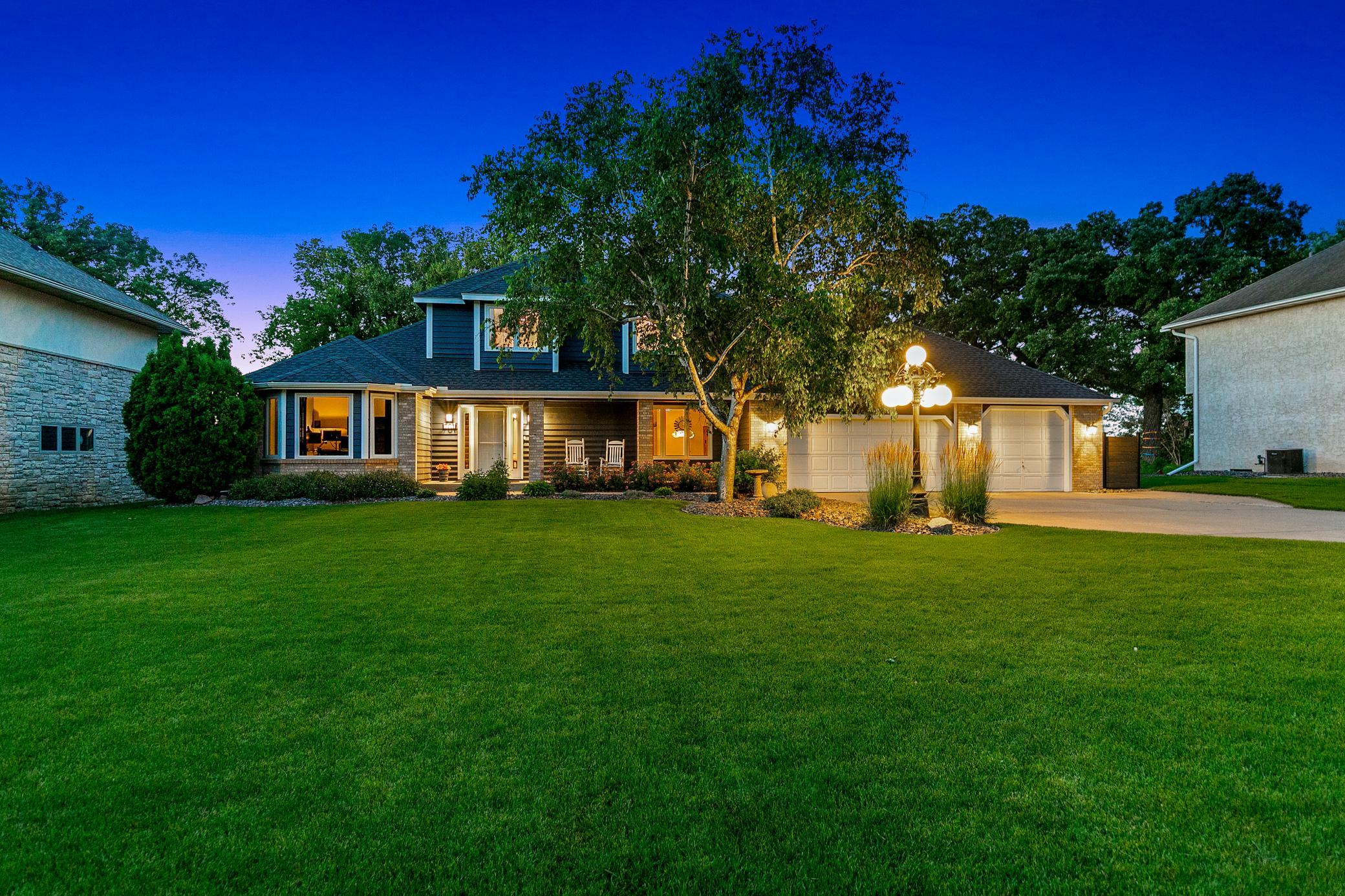 Discover the Serenity of Riverfront Living on the Mississippi