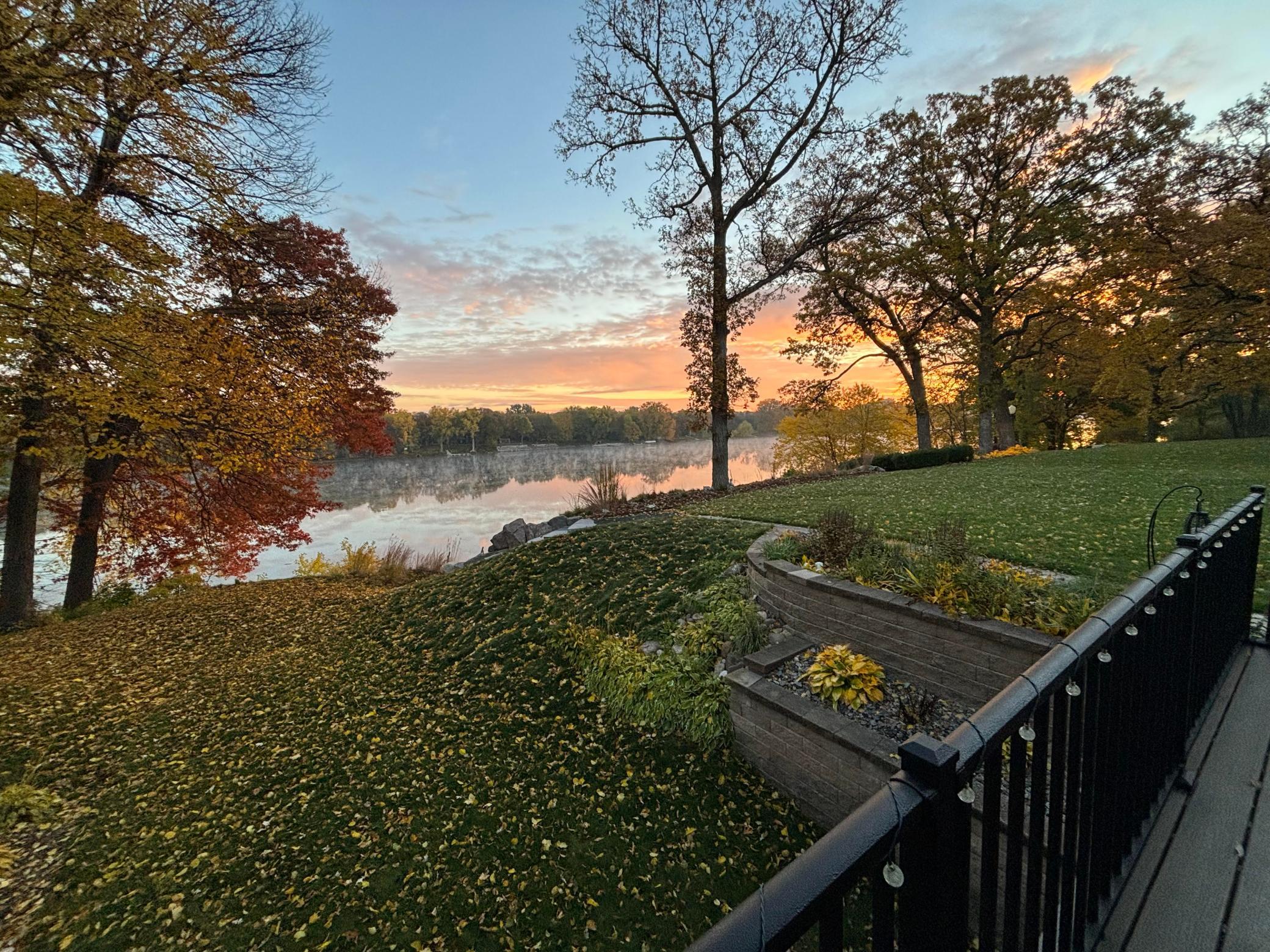 Discover the Serenity of Riverfront Living on the Mississippi