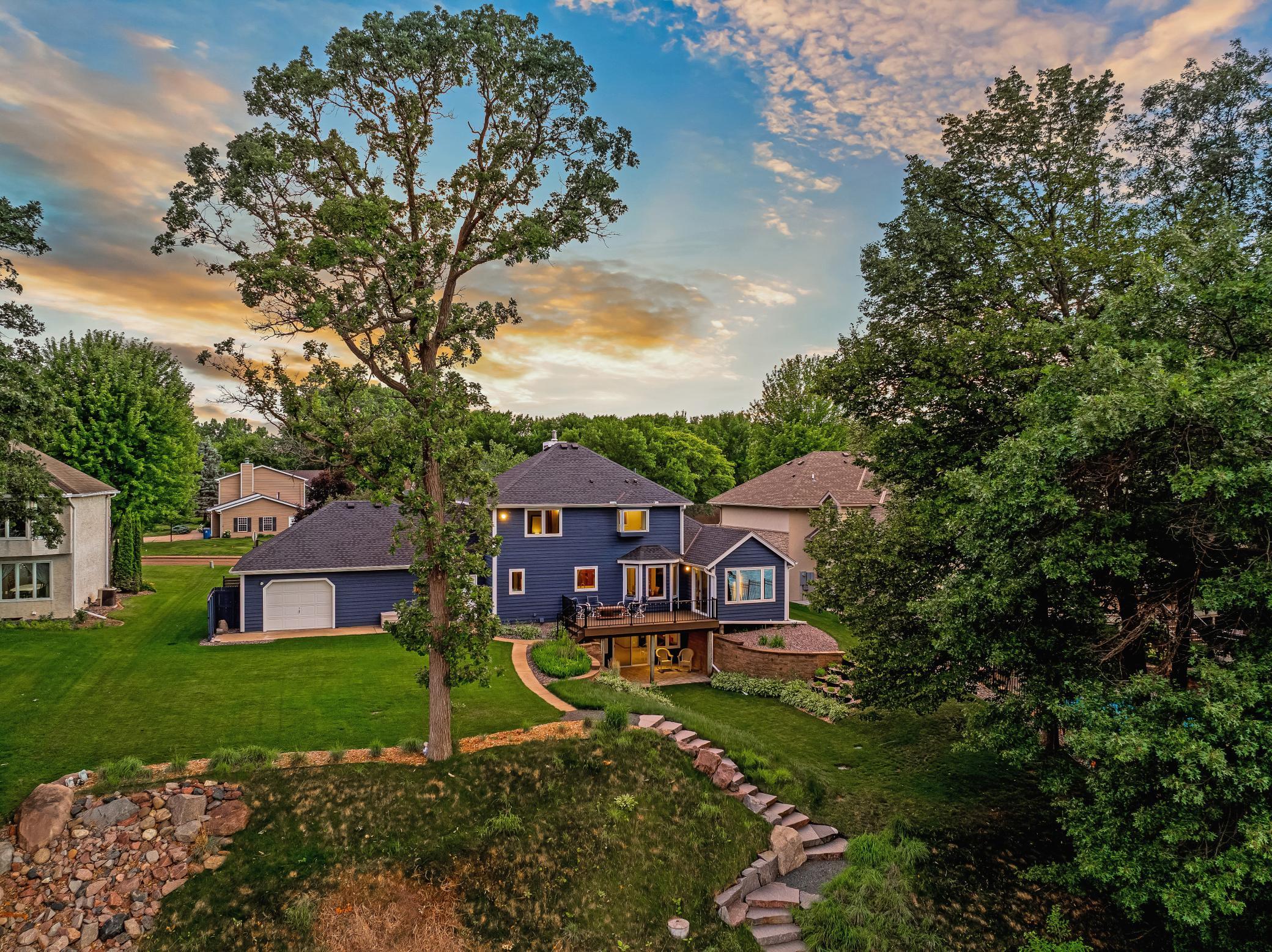 Discover the Serenity of Riverfront Living on the Mississippi