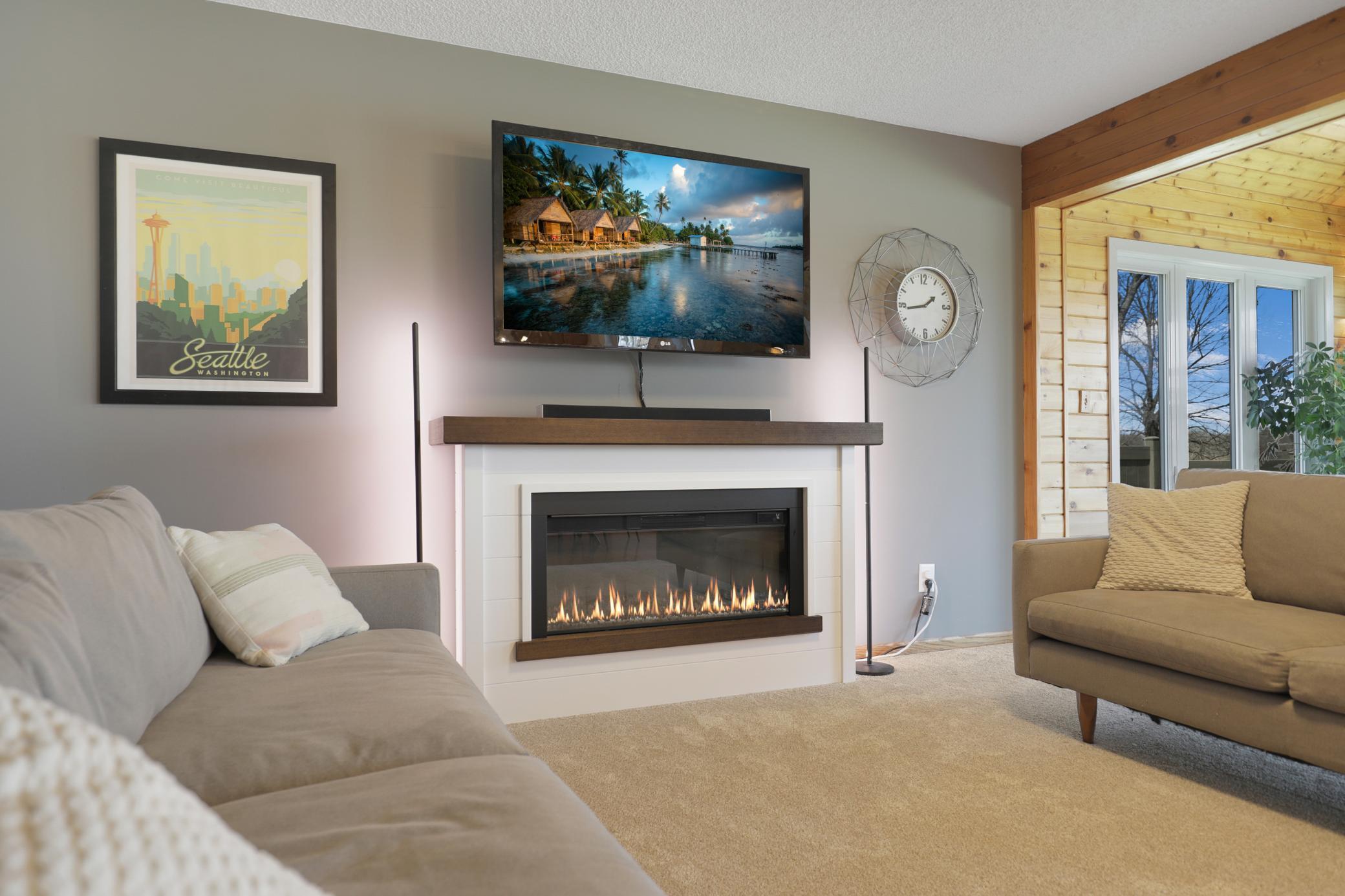 Discover the Serenity of Riverfront Living on the Mississippi