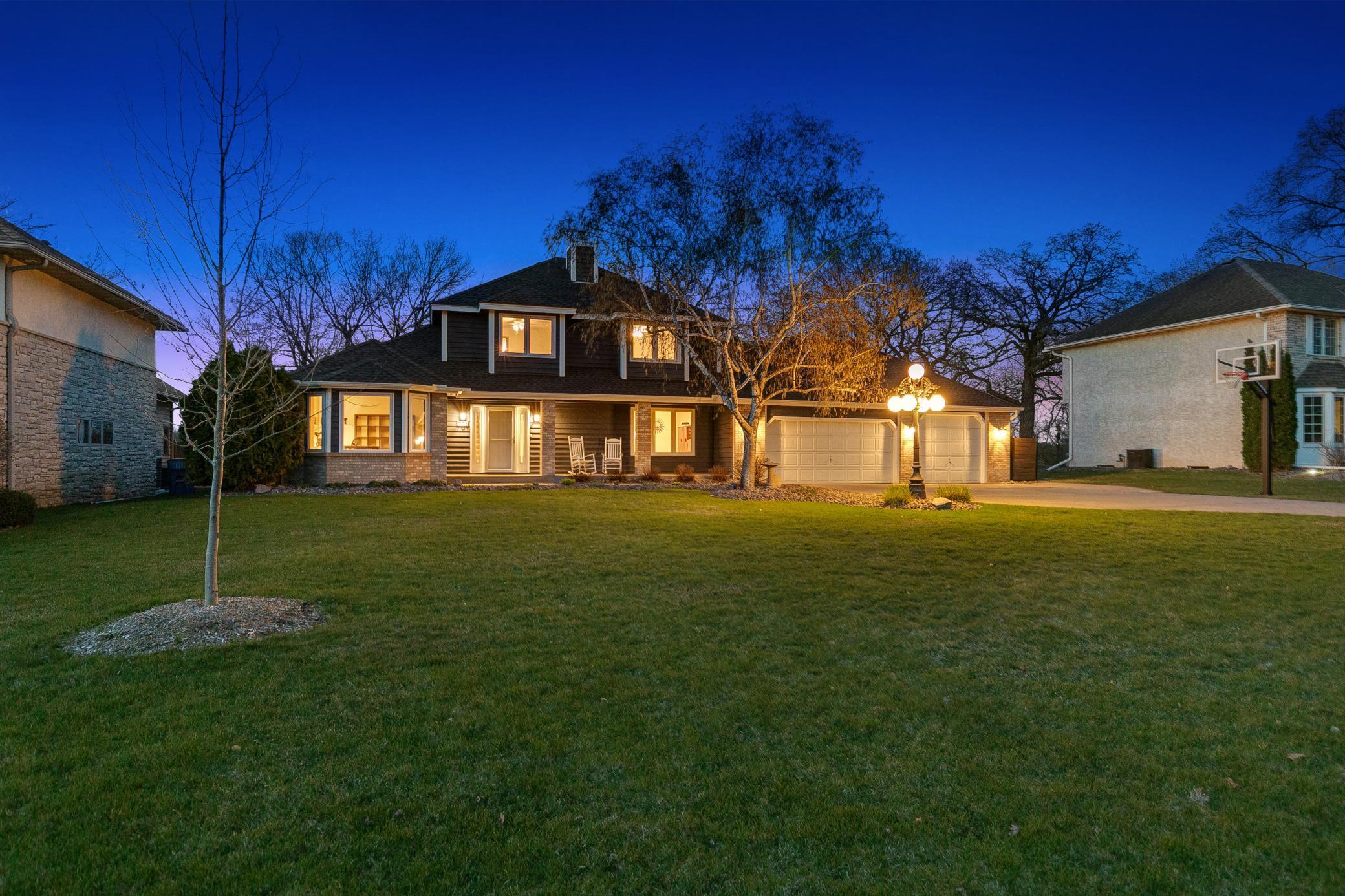 Discover the Serenity of Riverfront Living on the Mississippi