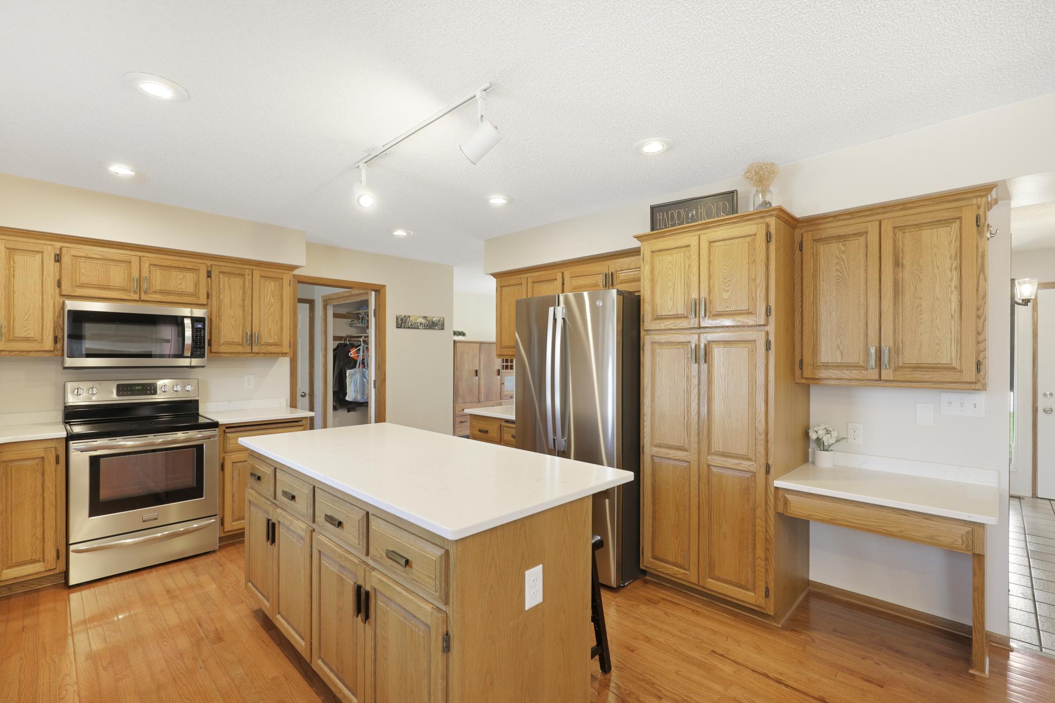 Discover the Serenity of Riverfront Living on the Mississippi
