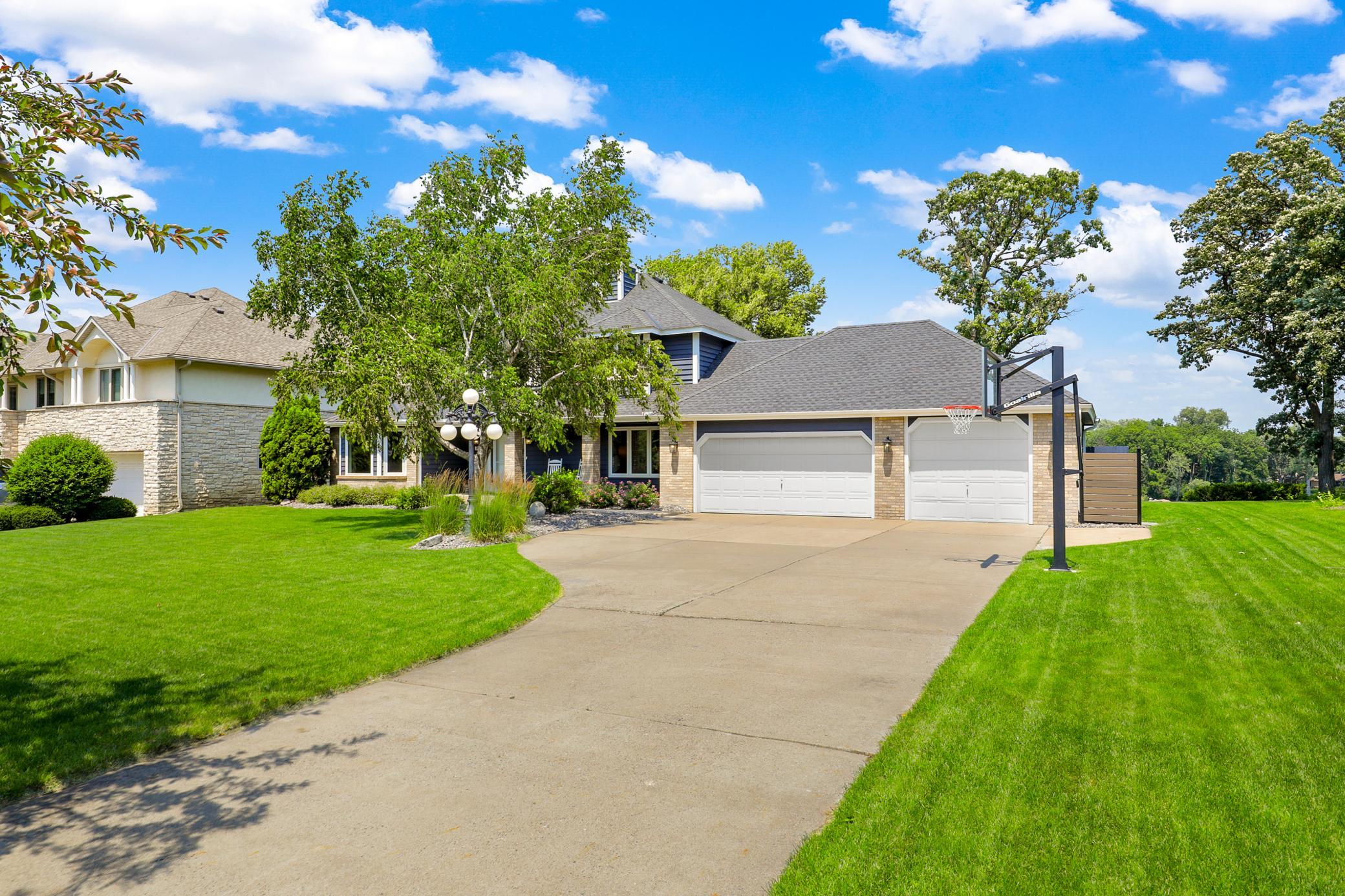 Discover the Serenity of Riverfront Living on the Mississippi