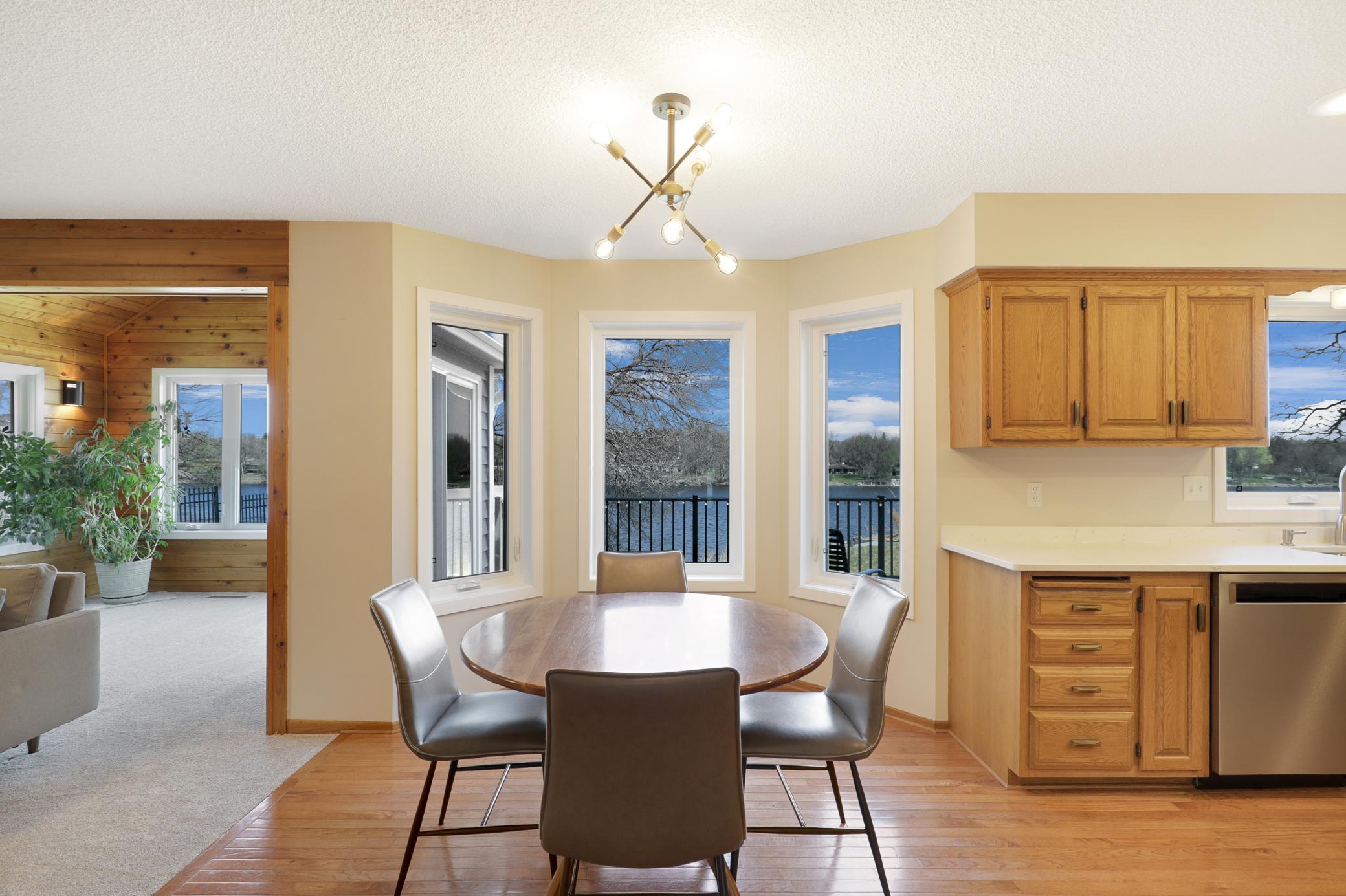 Discover the Serenity of Riverfront Living on the Mississippi