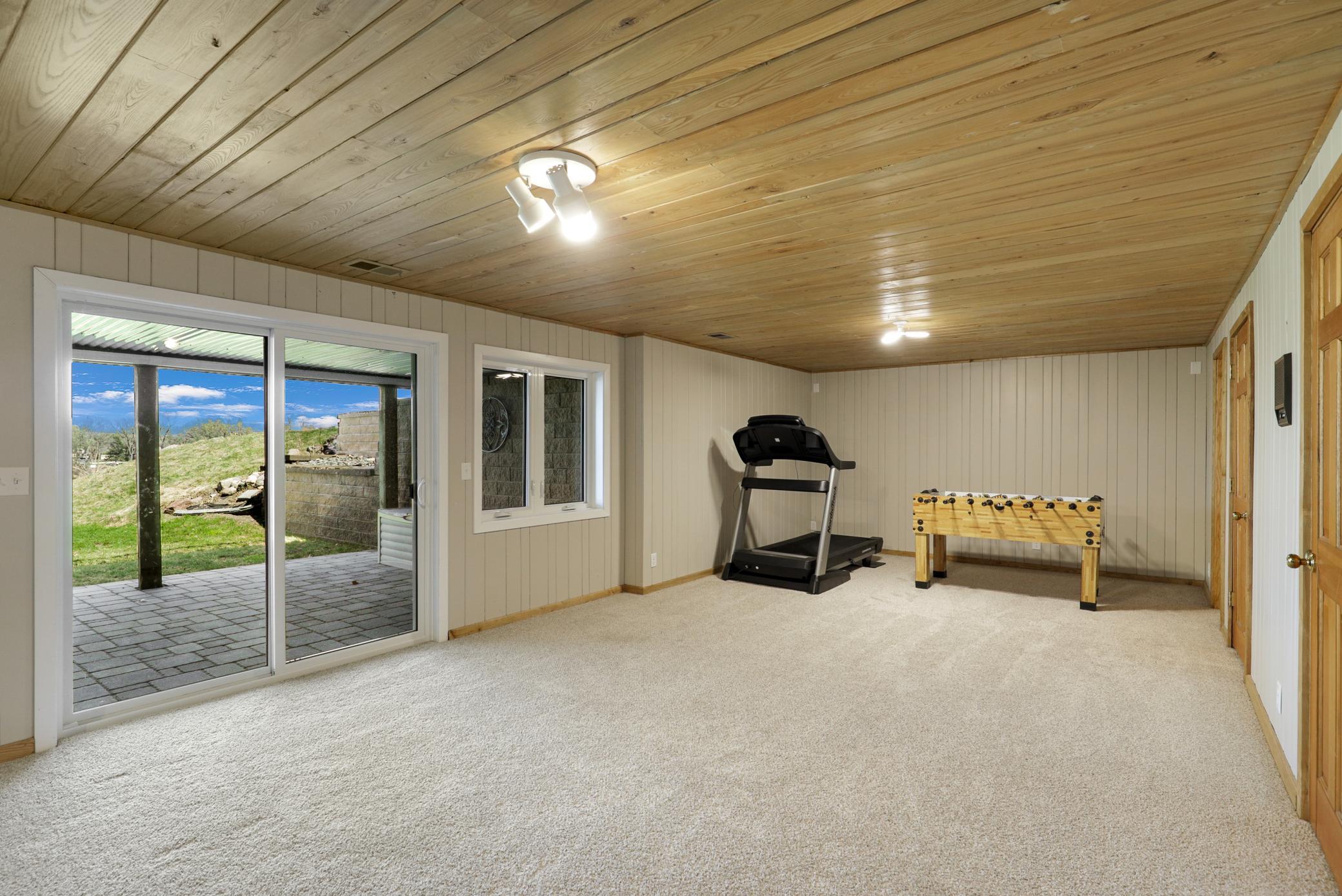 Discover the Serenity of Riverfront Living on the Mississippi