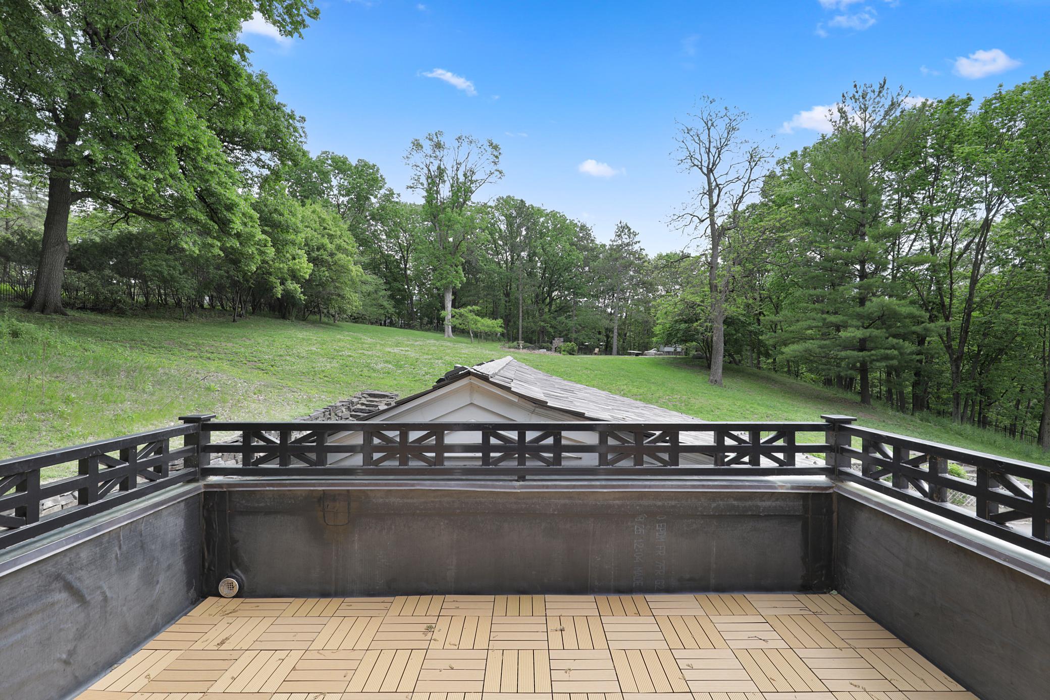 1920's charm meets 2020's luxury at this private Woodland estate