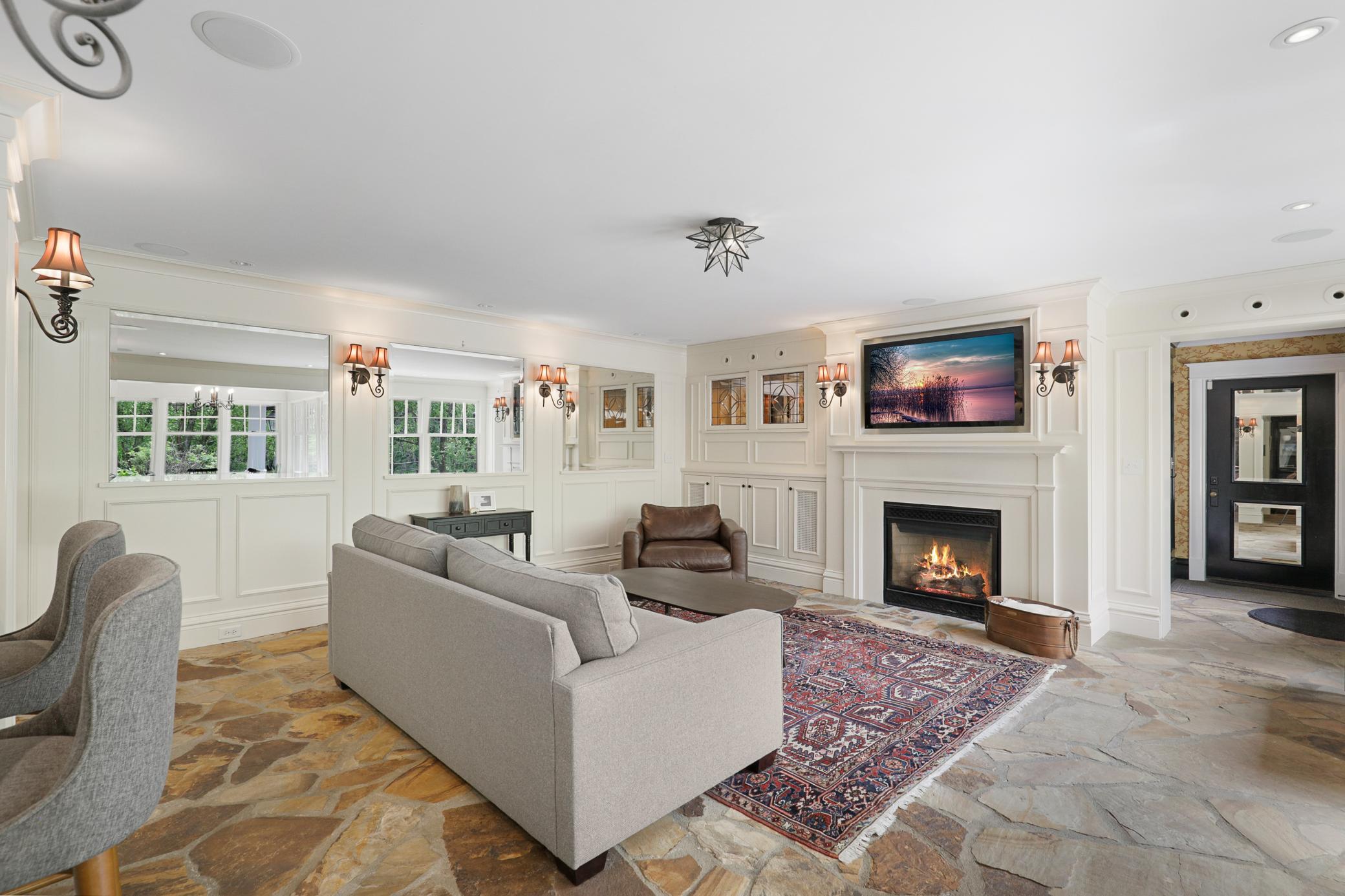 1920's charm meets 2020's luxury at this private Woodland estate