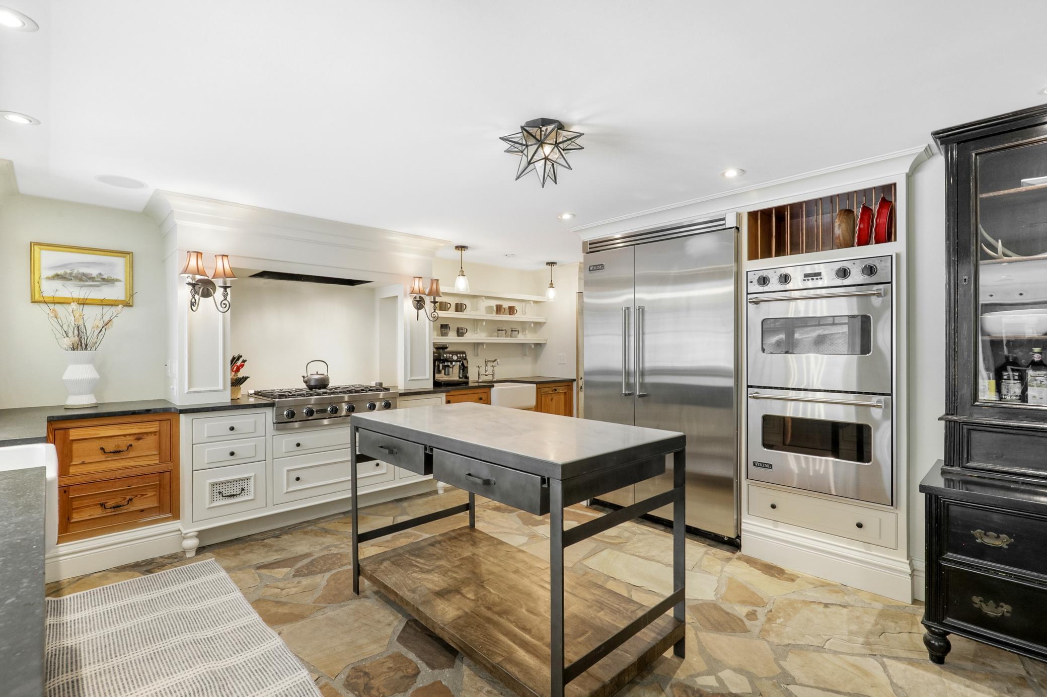 1920's charm meets 2020's luxury at this private Woodland estate