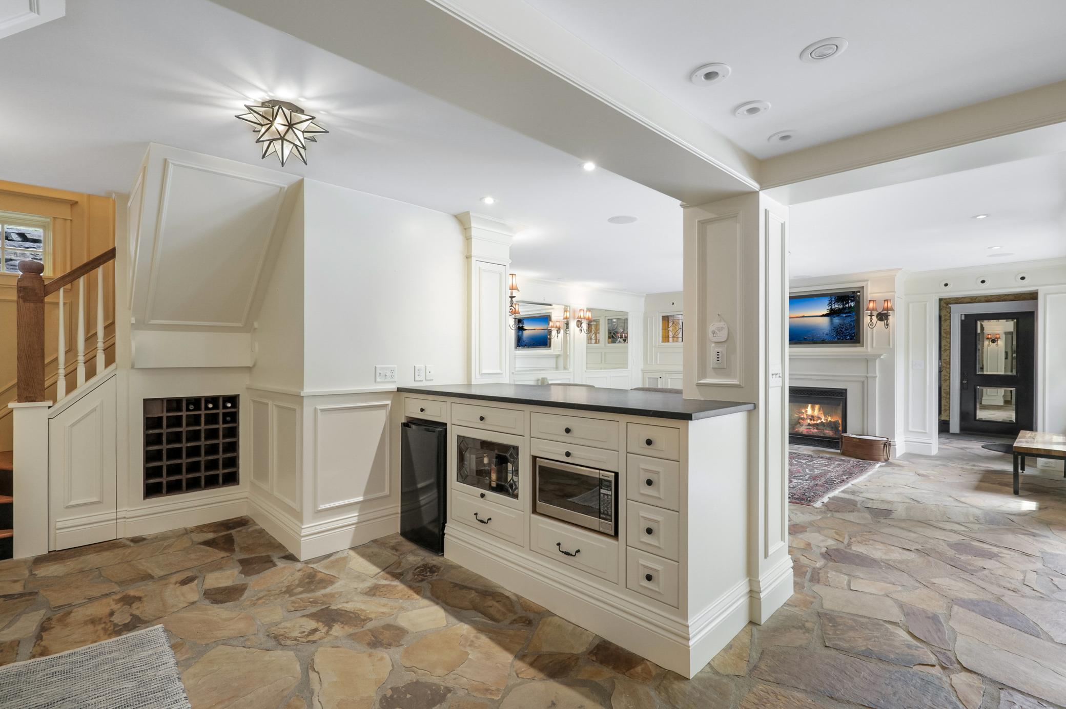 1920's charm meets 2020's luxury at this private Woodland estate