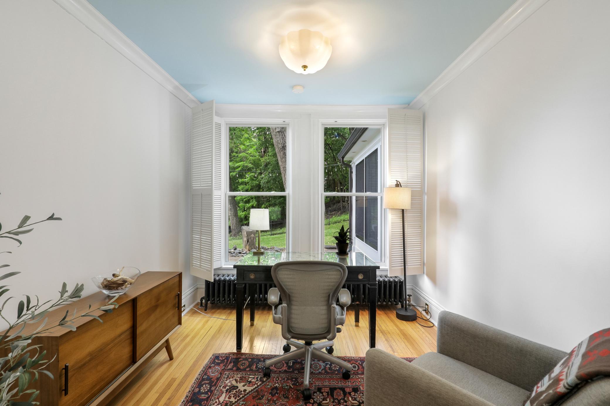 1920's charm meets 2020's luxury at this private Woodland estate