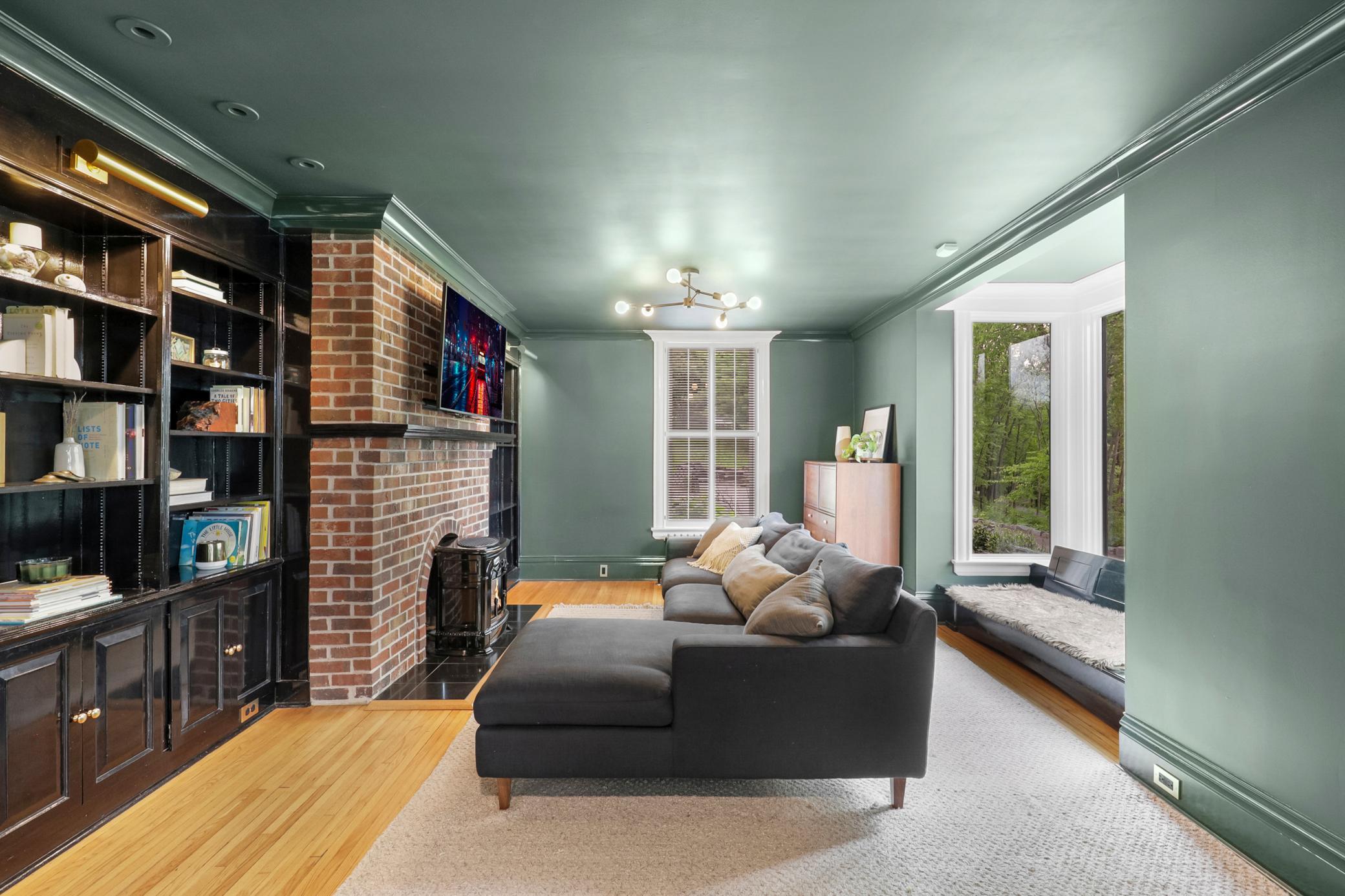1920's charm meets 2020's luxury at this private Woodland estate
