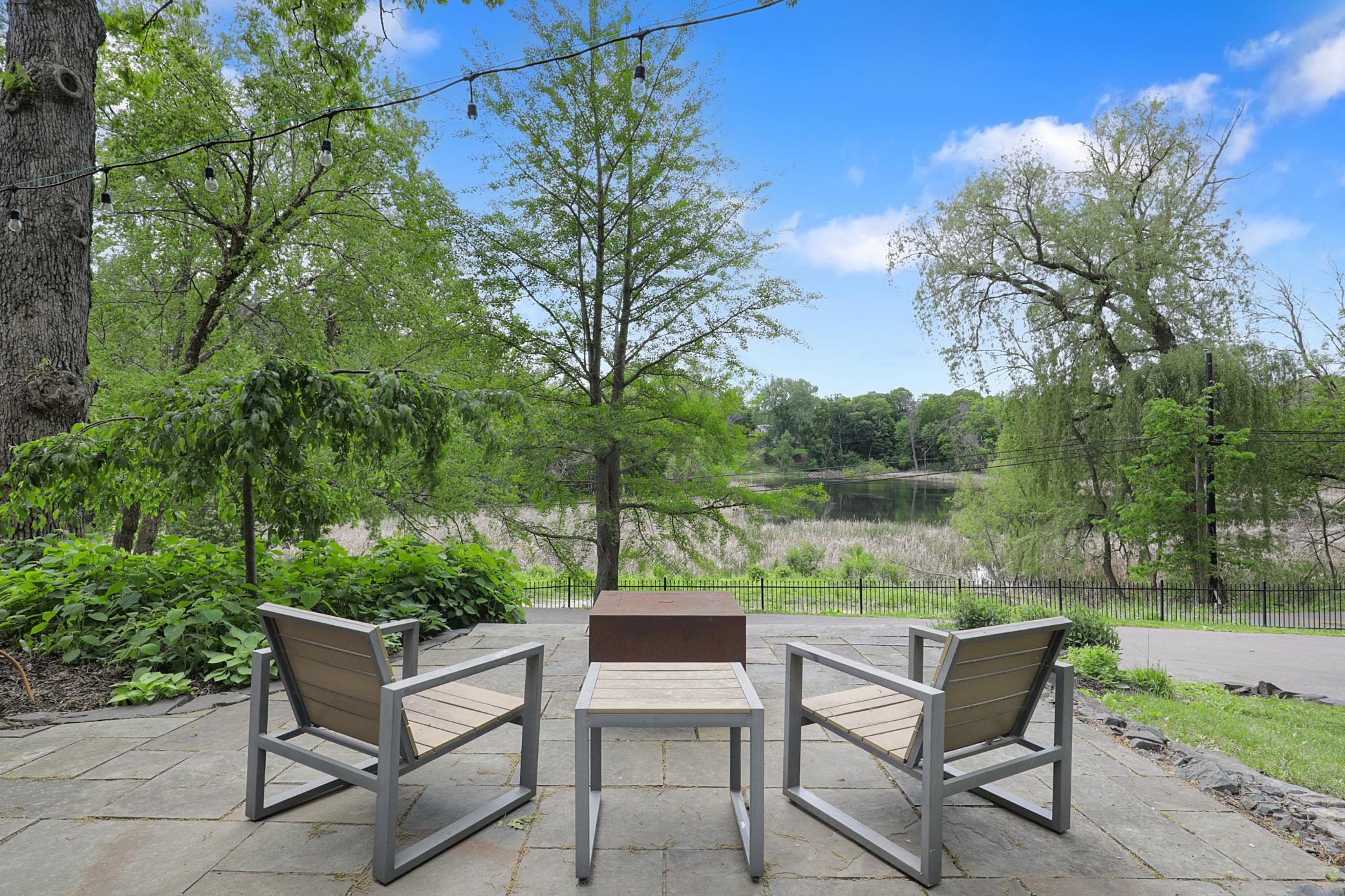 1920's charm meets 2020's luxury at this private Woodland estate