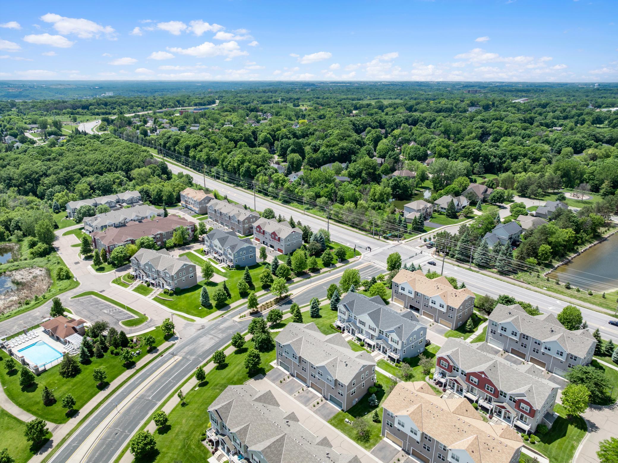 Remodeled, Turnkey Townhouse in Chanhassen