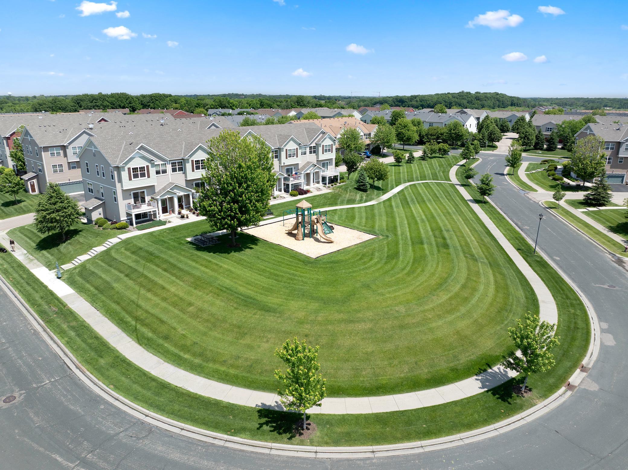 Remodeled, Turnkey Townhouse in Chanhassen