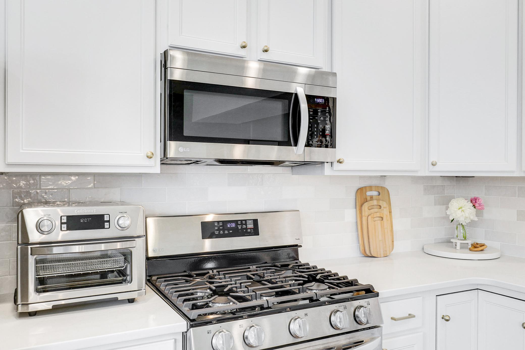 Remodeled, Turnkey Townhouse in Chanhassen
