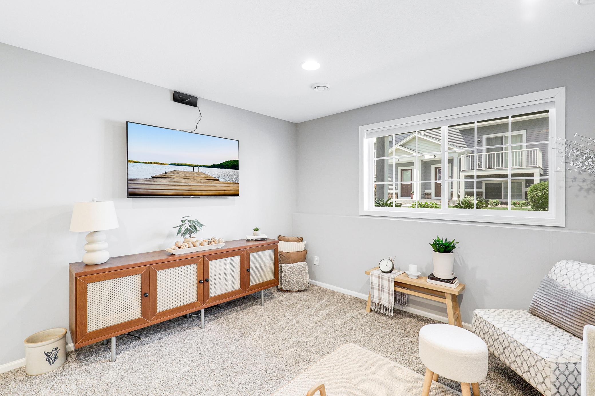 Remodeled, Turnkey Townhouse in Chanhassen