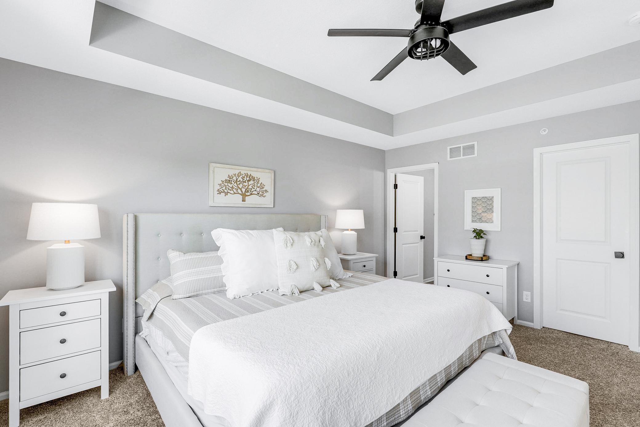 Remodeled, Turnkey Townhouse in Chanhassen