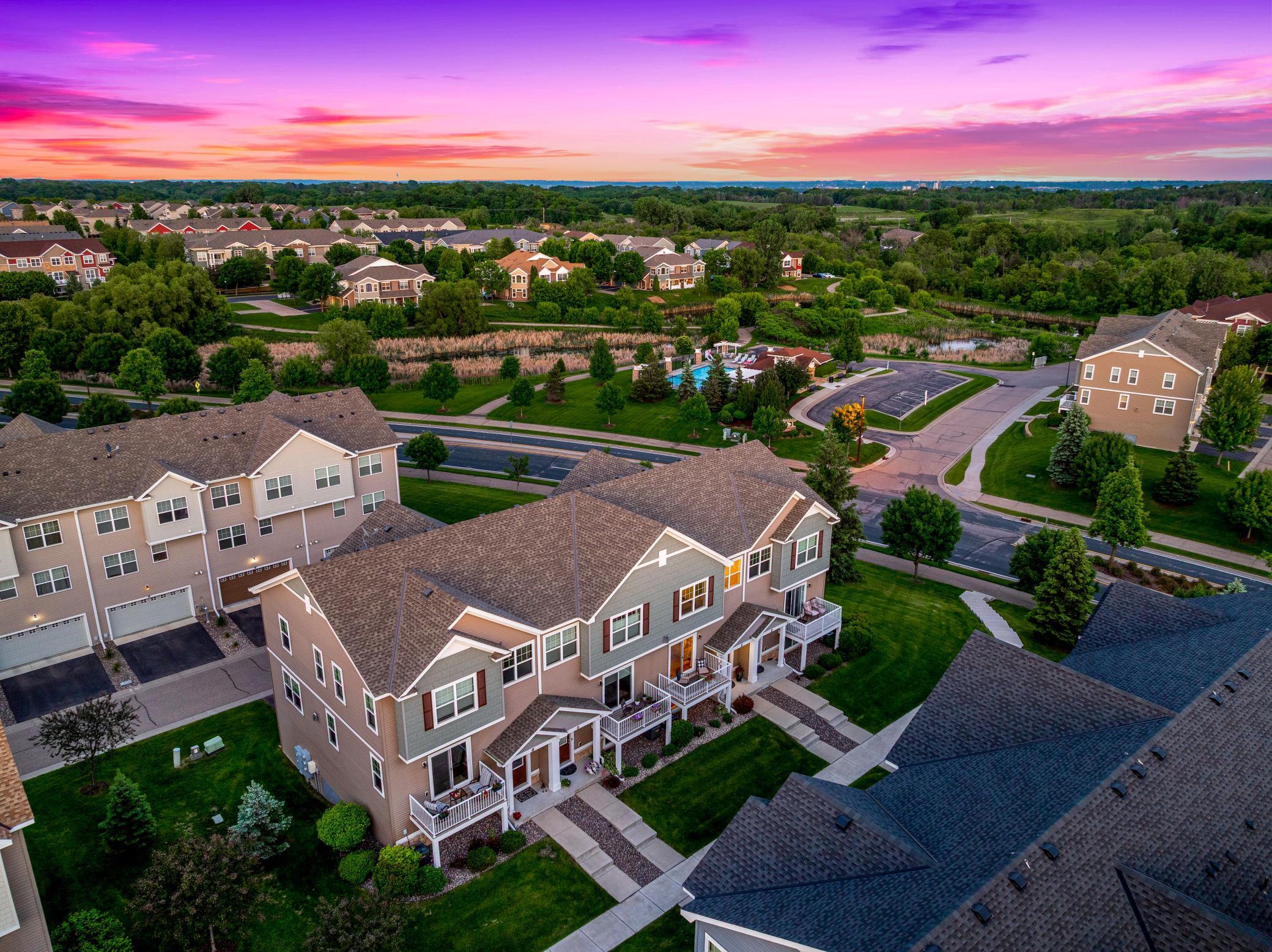 Remodeled, Turnkey Townhouse in Chanhassen