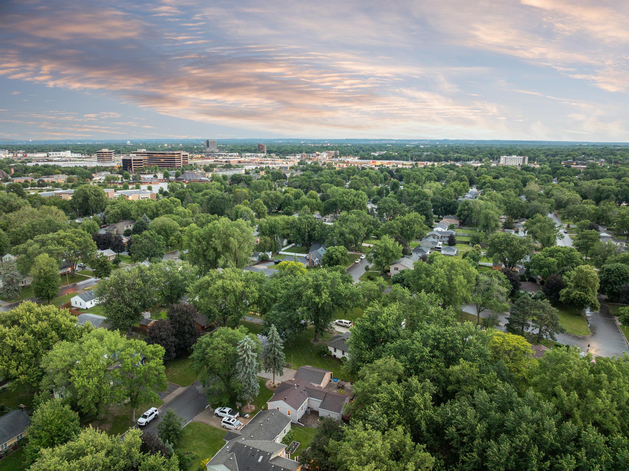 Remodeled Rambler with Open Floorplan, Overlooking Adams Hill Park