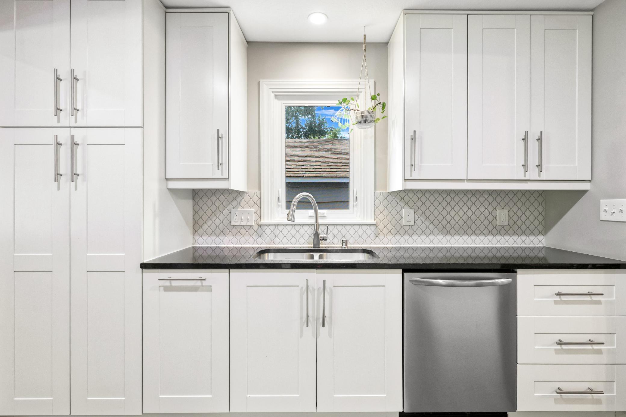 Remodeled Rambler with Open Floorplan, Overlooking Adams Hill Park