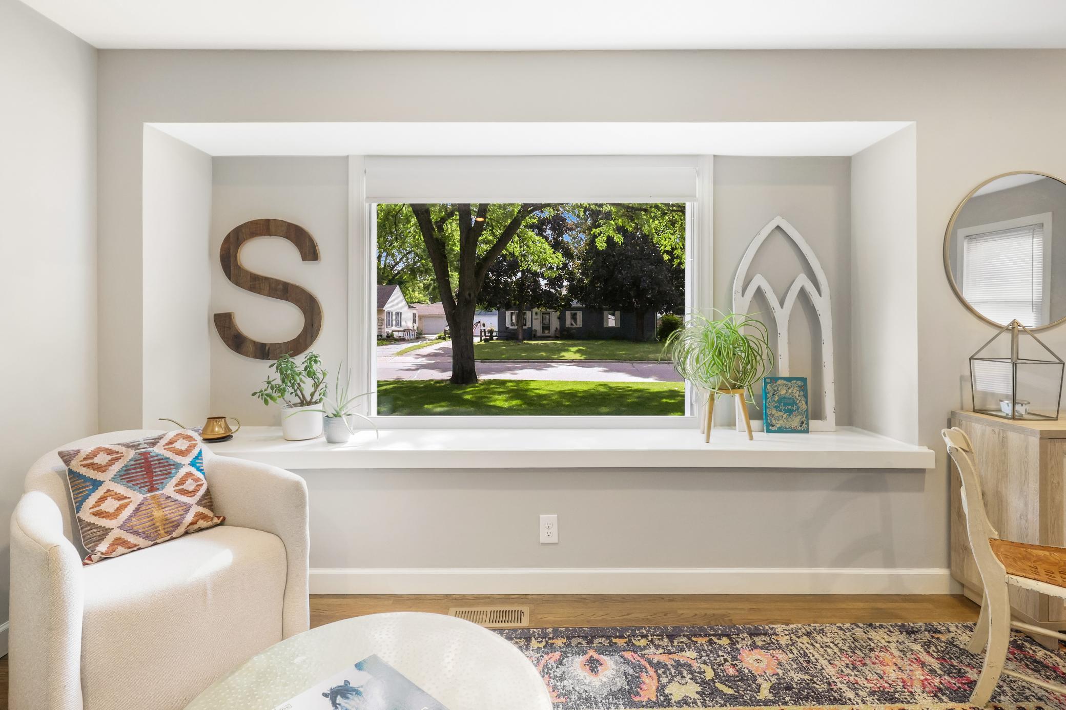 Remodeled Rambler with Open Floorplan, Overlooking Adams Hill Park