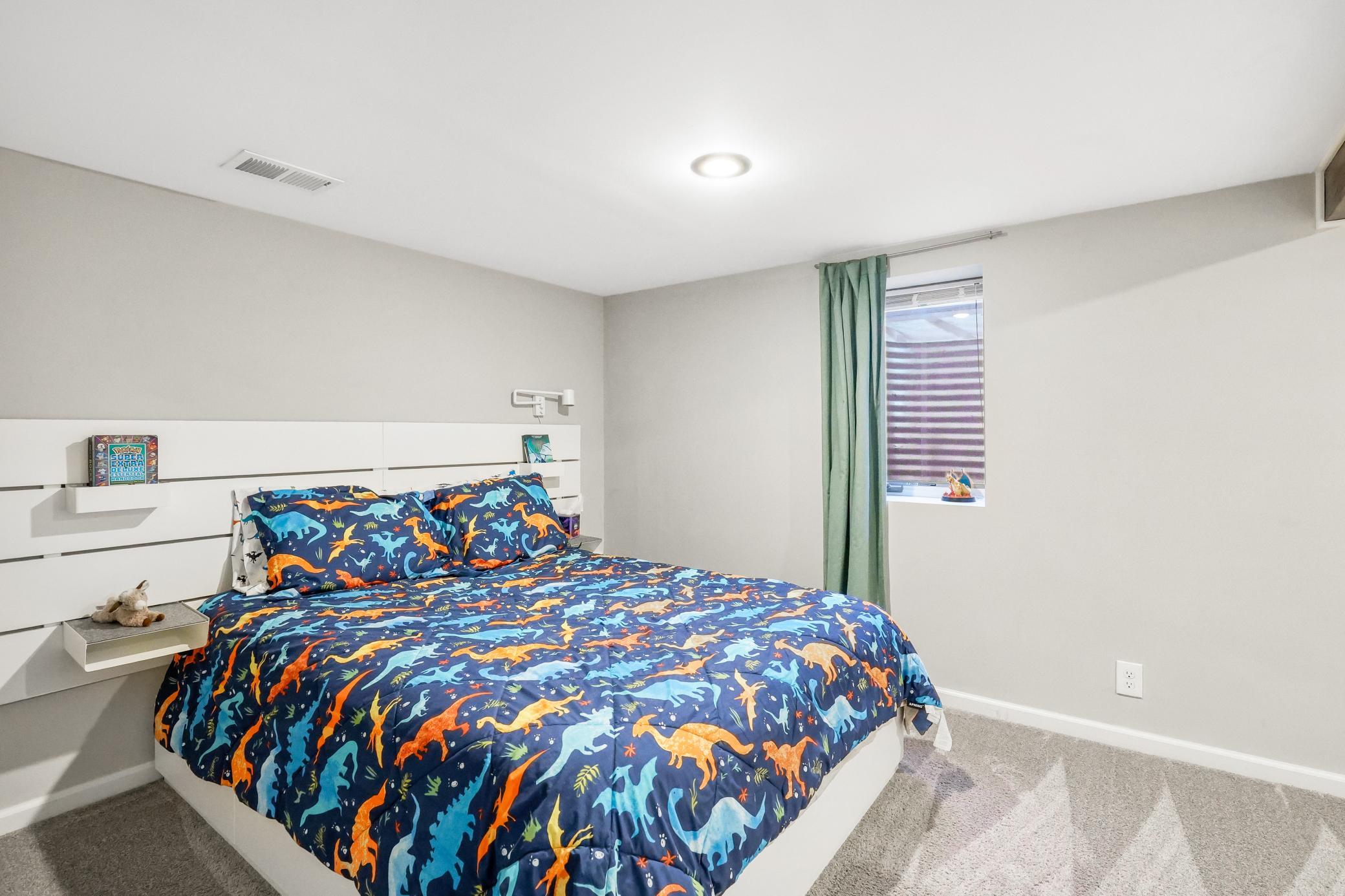 Remodeled Rambler with Open Floorplan, Overlooking Adams Hill Park