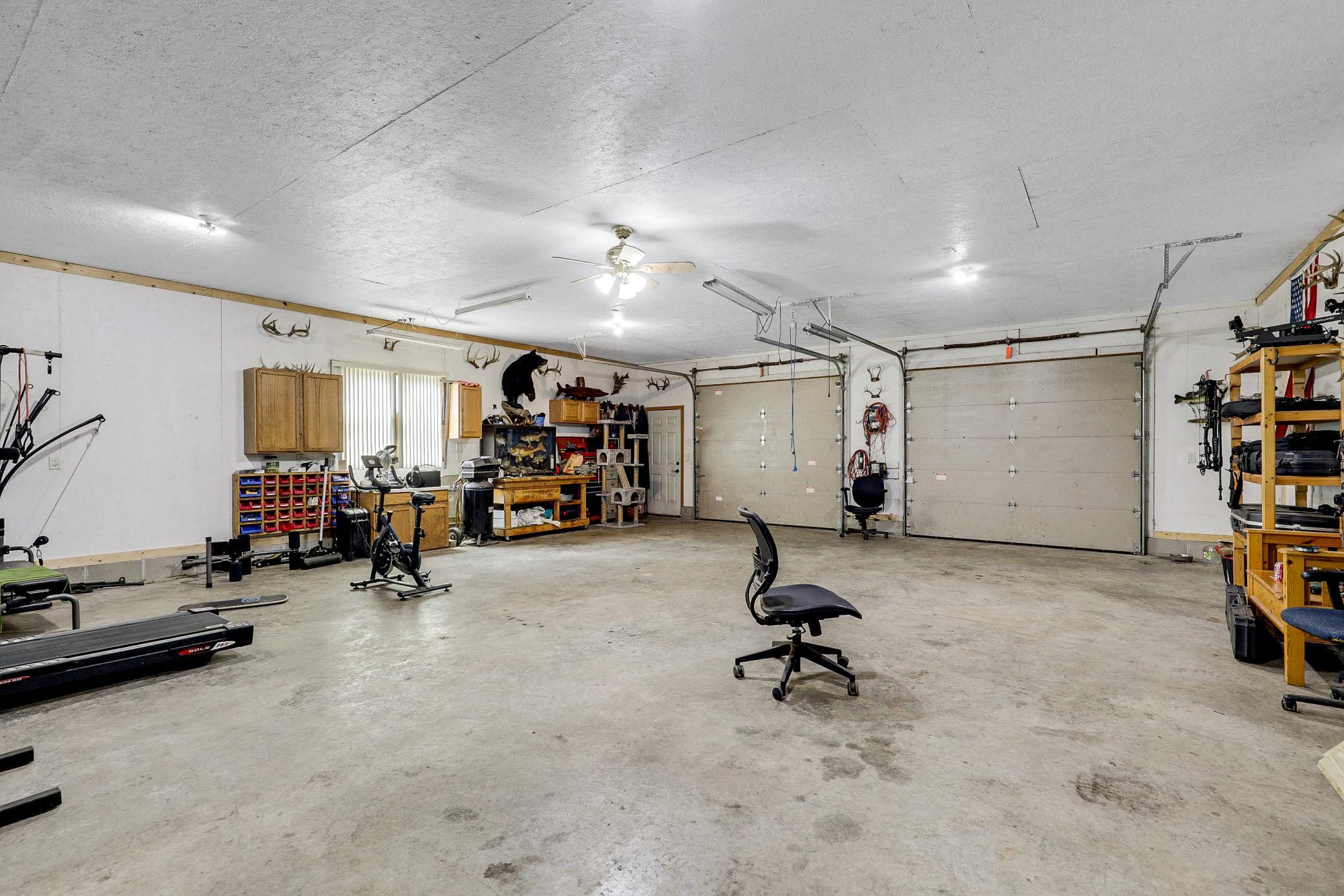 Secluded, 20‑Acre Estate with Room to Roam, Farm, Play, Hunt, and Entertain