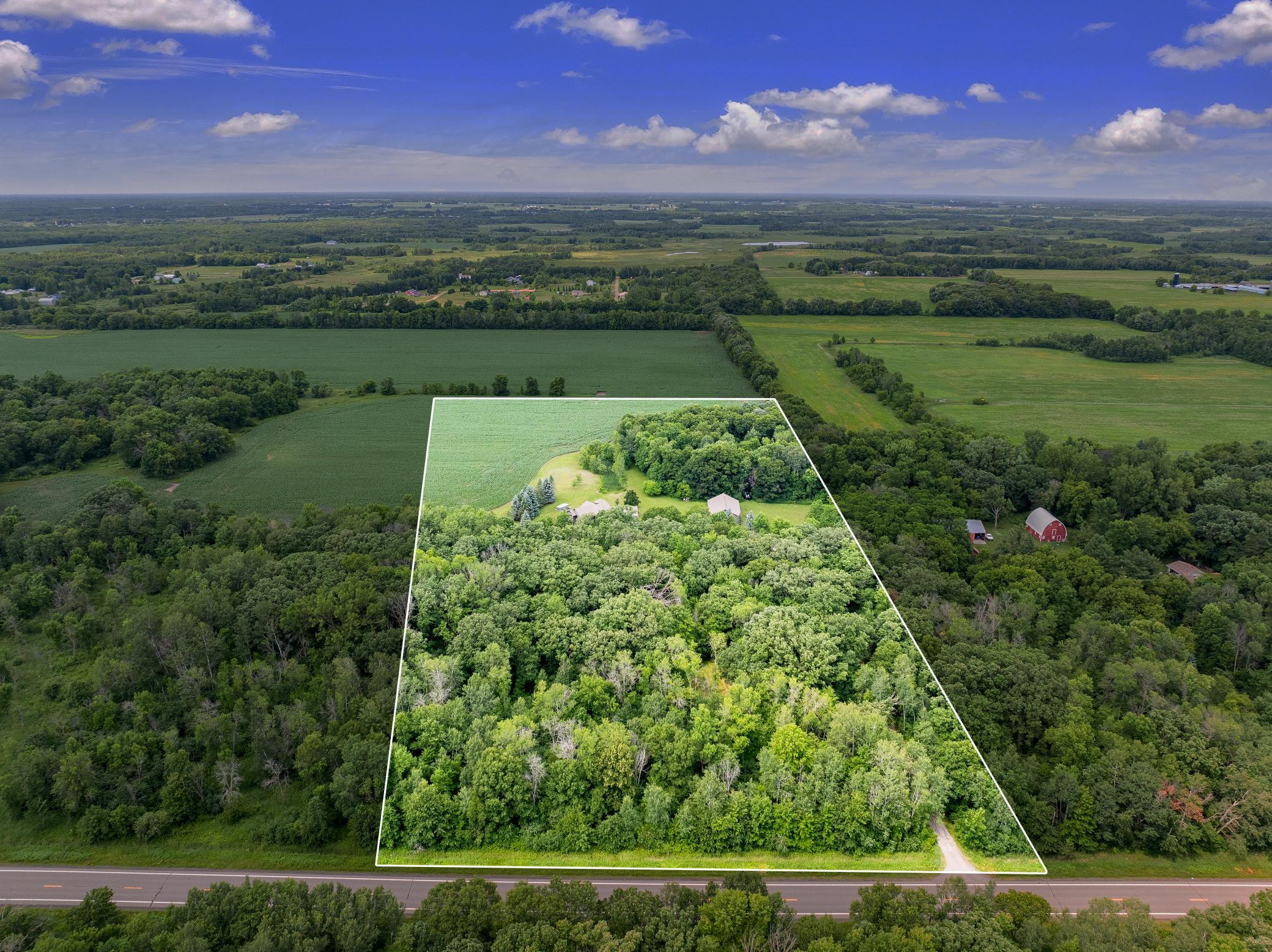 Secluded, 20‑Acre Estate with Room to Roam, Farm, Play, Hunt, and Entertain