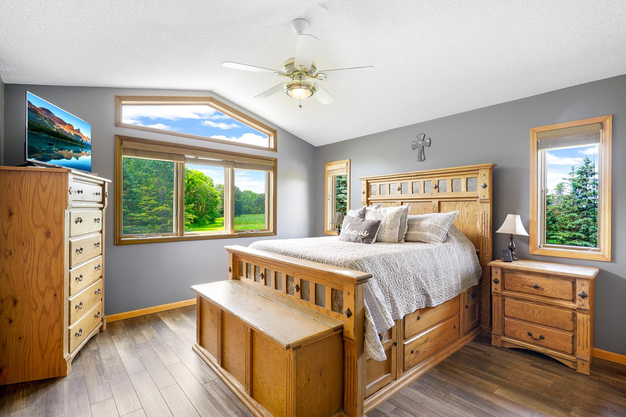 Secluded, 20‑Acre Estate with Room to Roam, Farm, Play, Hunt, and Entertain