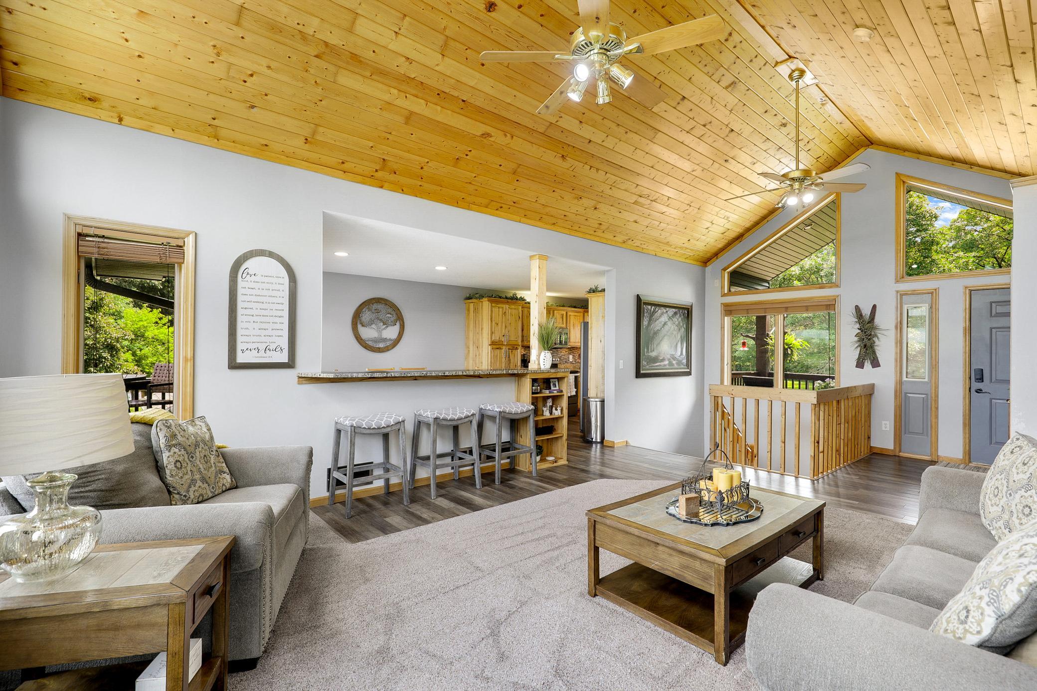 Secluded, 20‑Acre Estate with Room to Roam, Farm, Play, Hunt, and Entertain