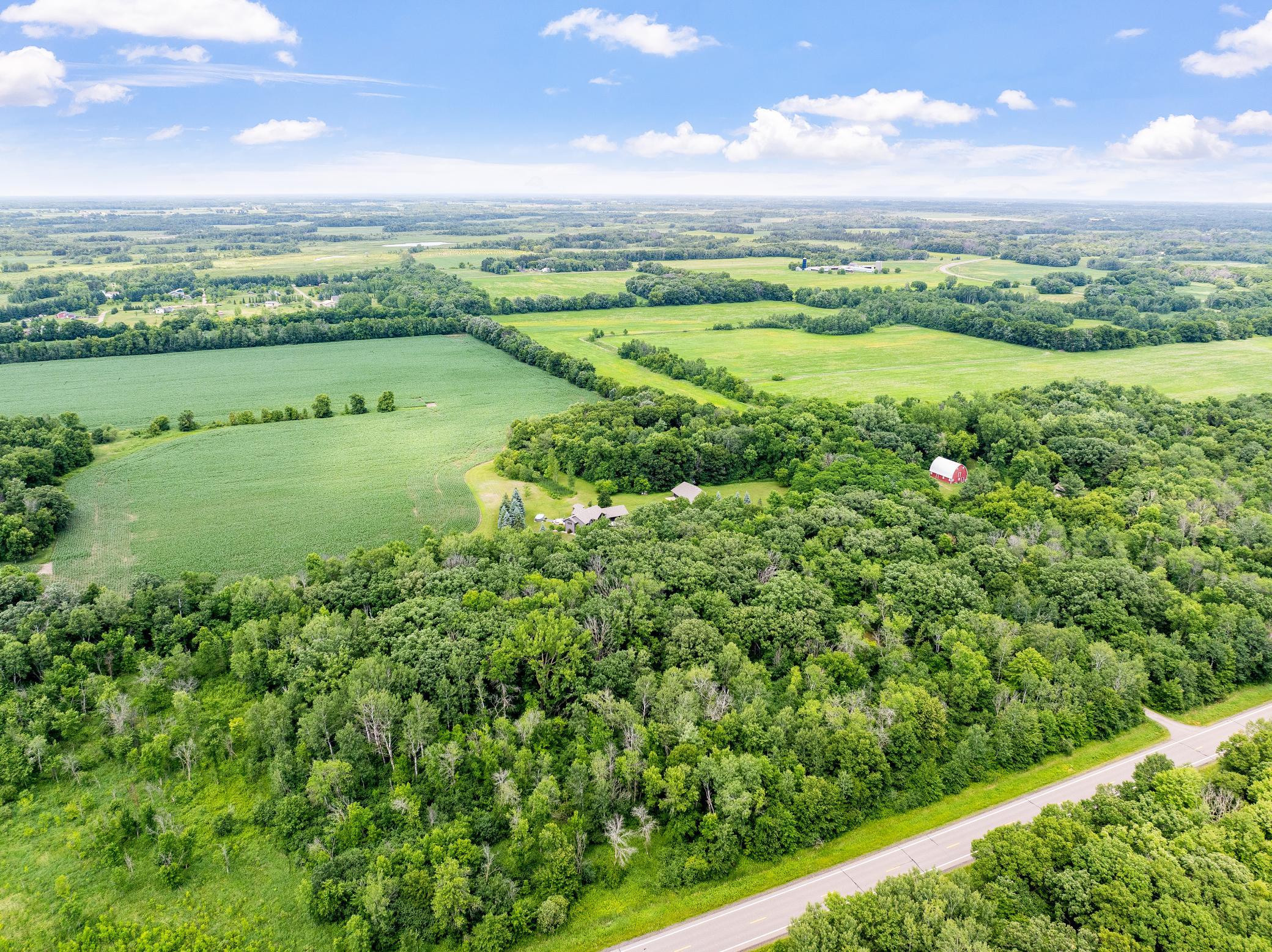Secluded, 20‑Acre Estate with Room to Roam, Farm, Play, Hunt, and Entertain