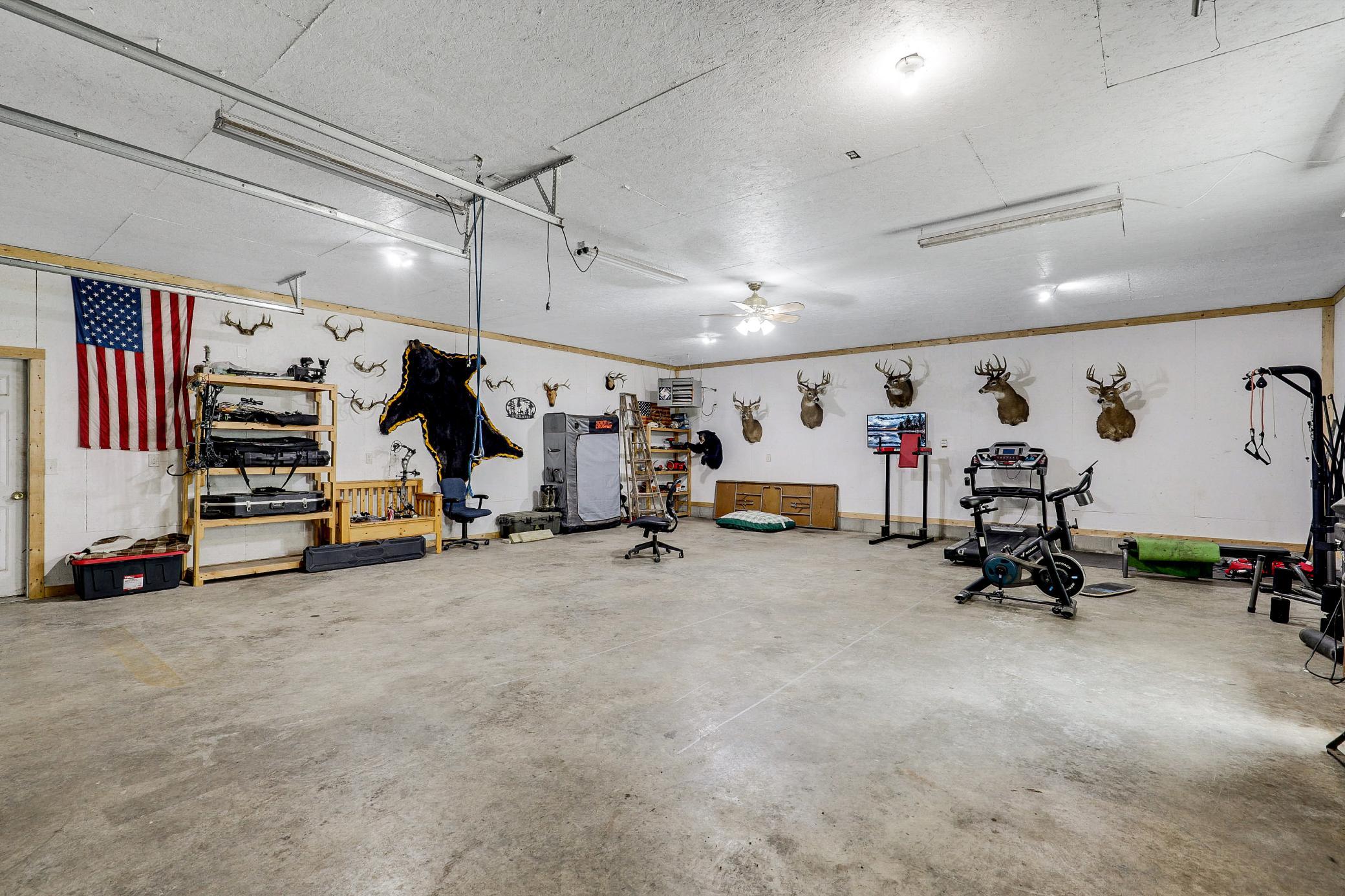 Secluded, 20‑Acre Estate with Room to Roam, Farm, Play, Hunt, and Entertain
