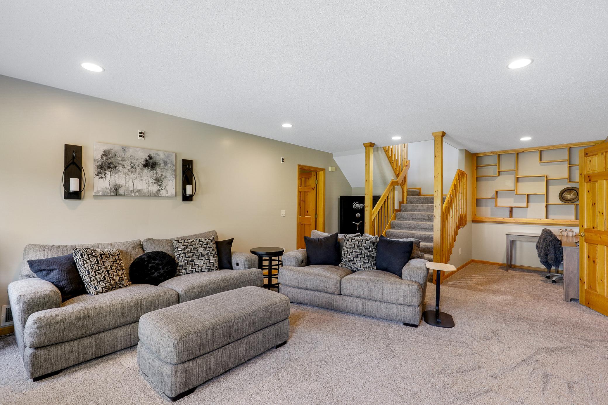 Secluded, 20‑Acre Estate with Room to Roam, Farm, Play, Hunt, and Entertain