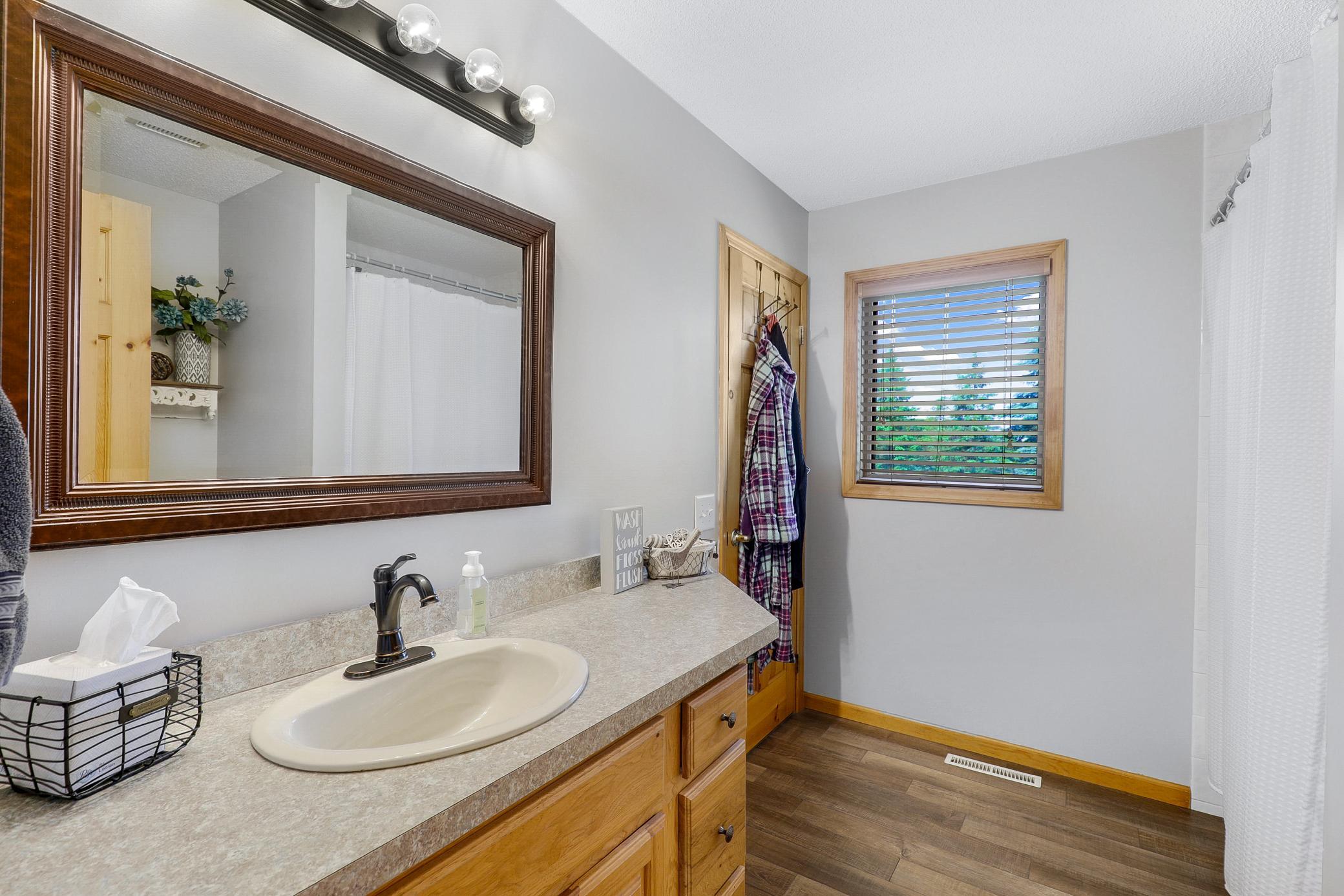 Secluded, 20‑Acre Estate with Room to Roam, Farm, Play, Hunt, and Entertain