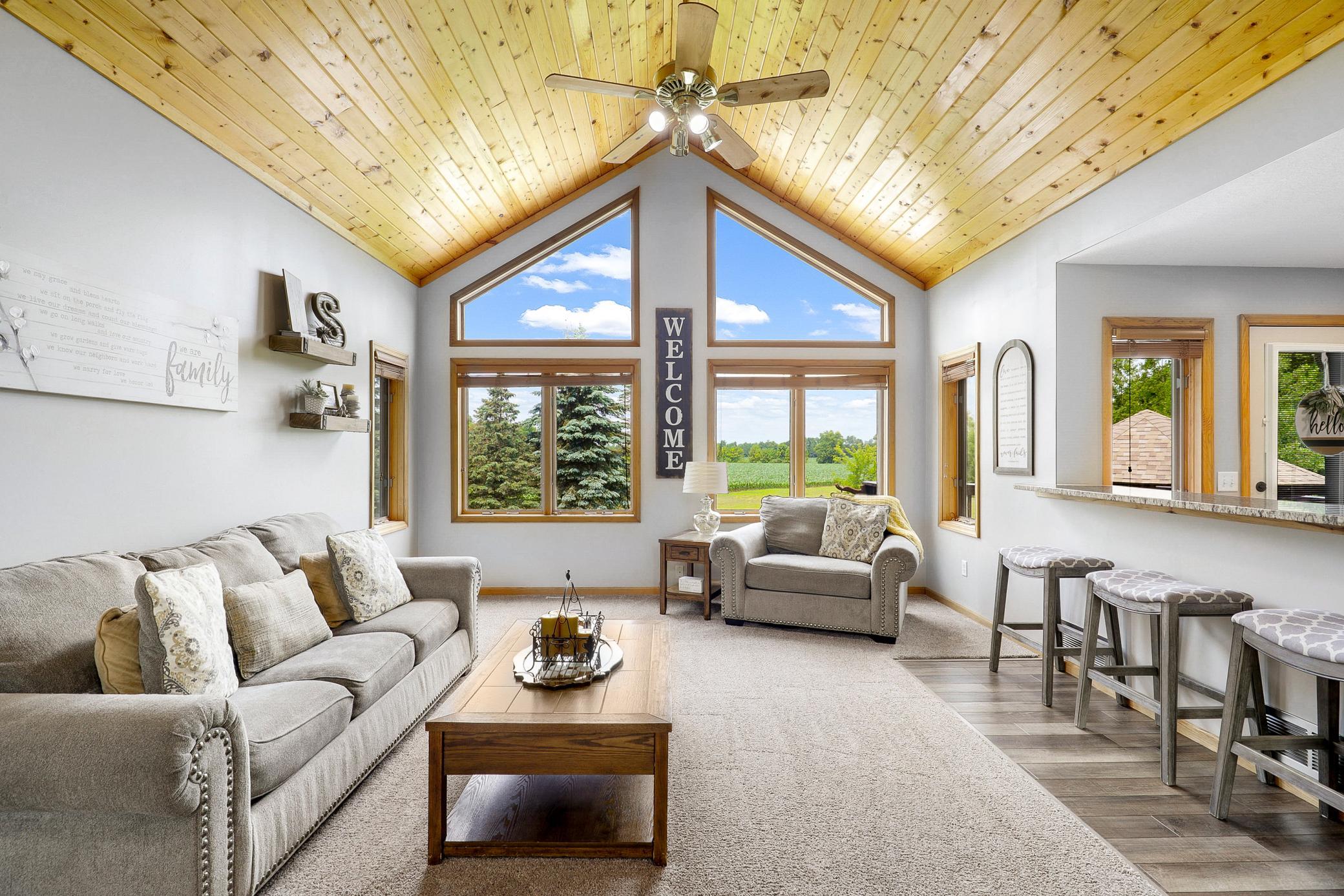Secluded, 20‑Acre Estate with Room to Roam, Farm, Play, Hunt, and Entertain