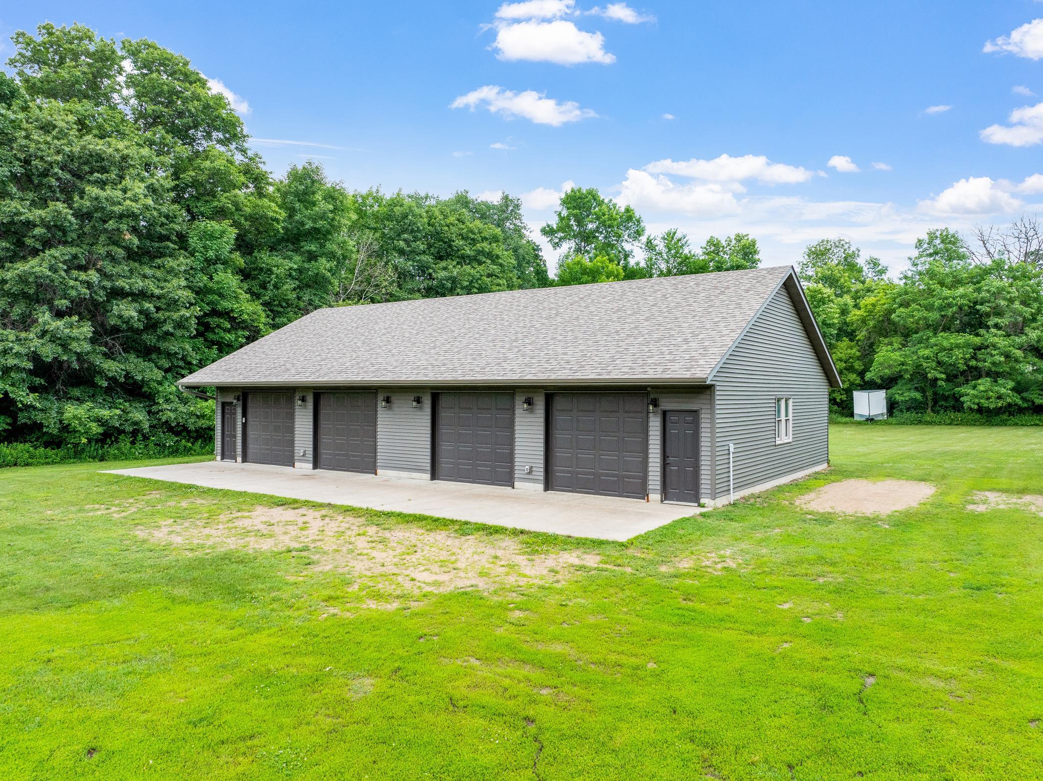 Secluded, 20‑Acre Estate with Room to Roam, Farm, Play, Hunt, and Entertain