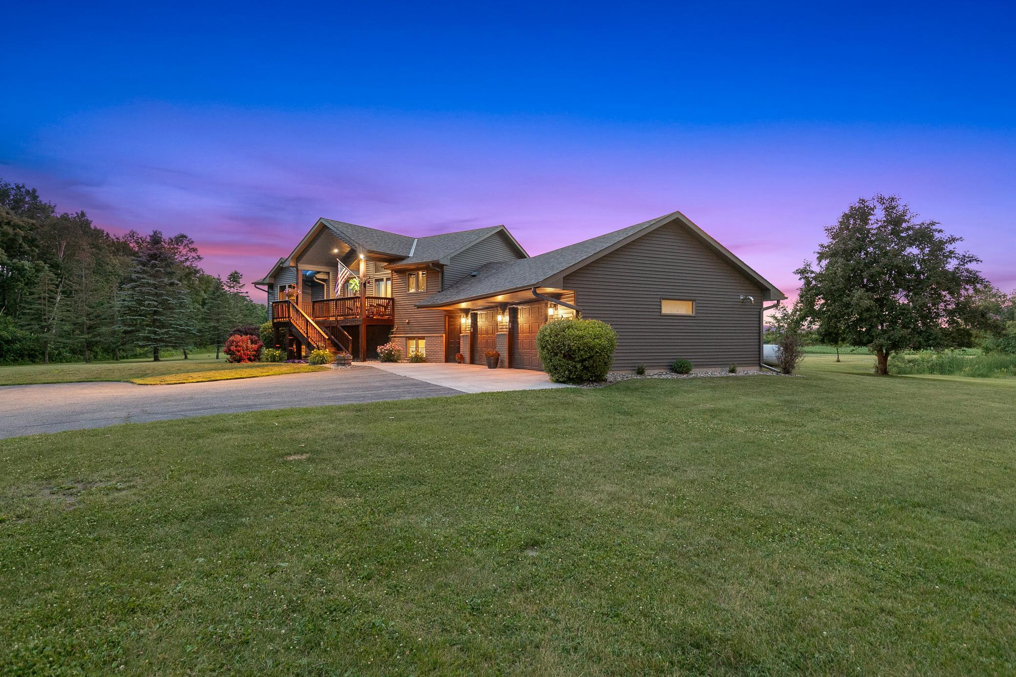 Secluded, 20‑Acre Estate with Room to Roam, Farm, Play, Hunt, and Entertain
