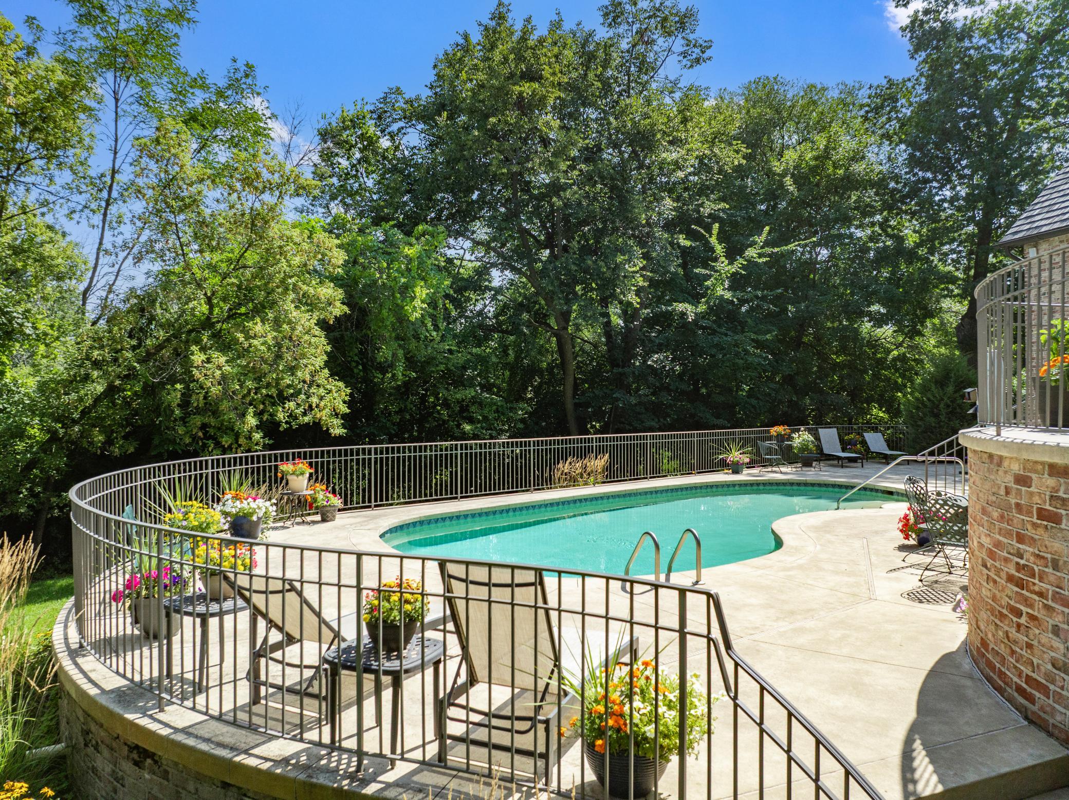 360 Degrees of Privacy on Ferndale With Deeded Access to Lake Minnetonka