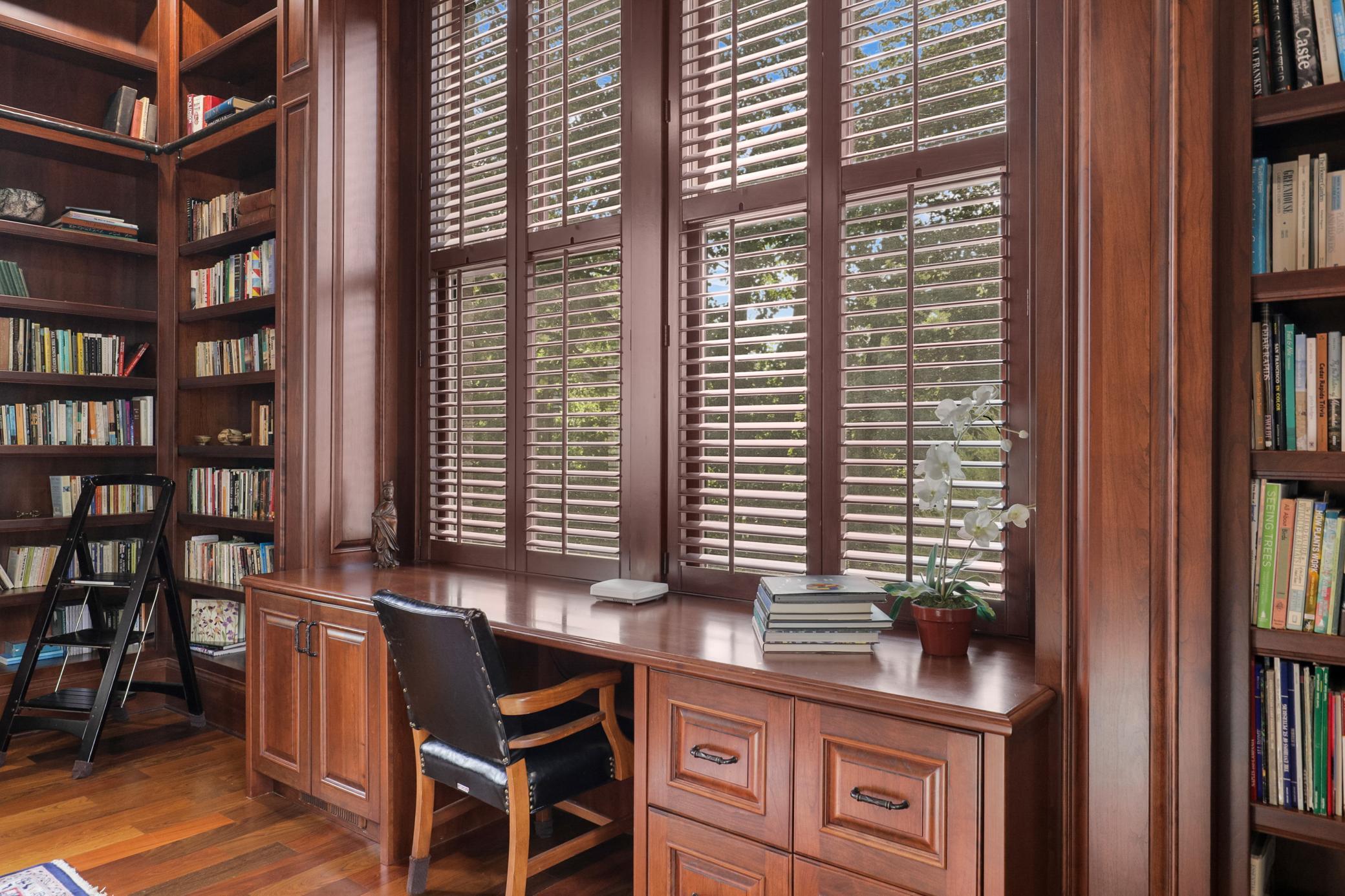 360 Degrees of Privacy on Ferndale With Deeded Access to Lake Minnetonka