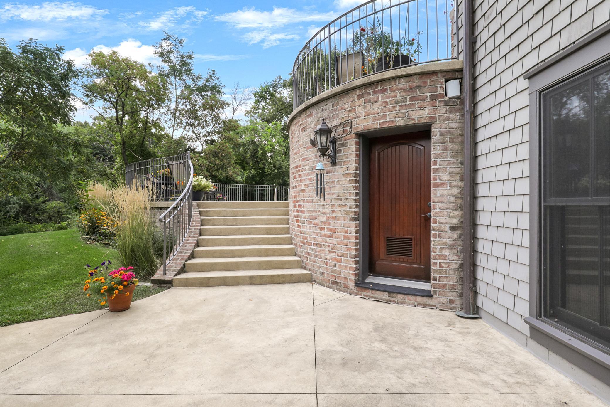 360 Degrees of Privacy on Ferndale With Deeded Access to Lake Minnetonka