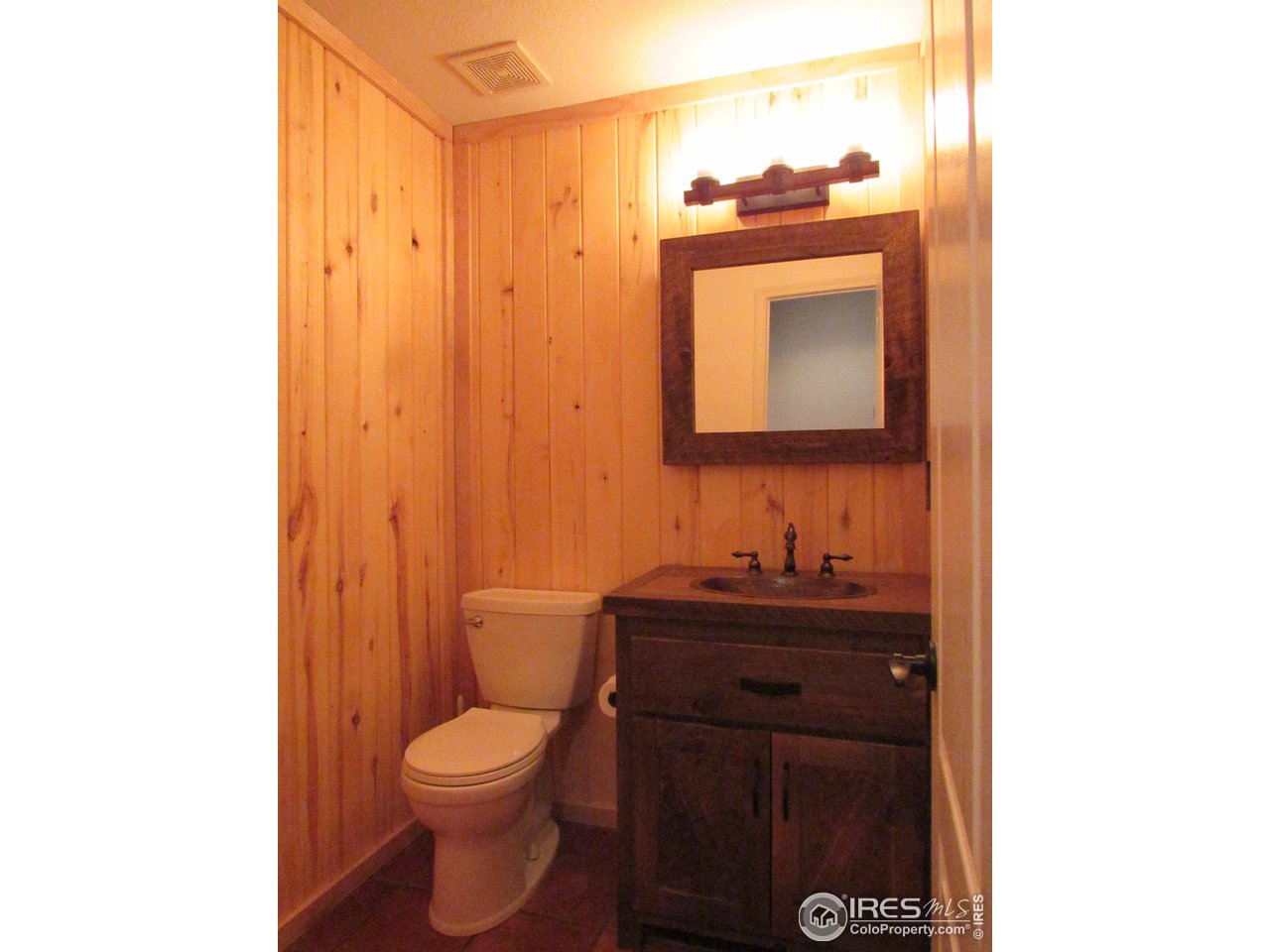 930 Button Rock Dr 89