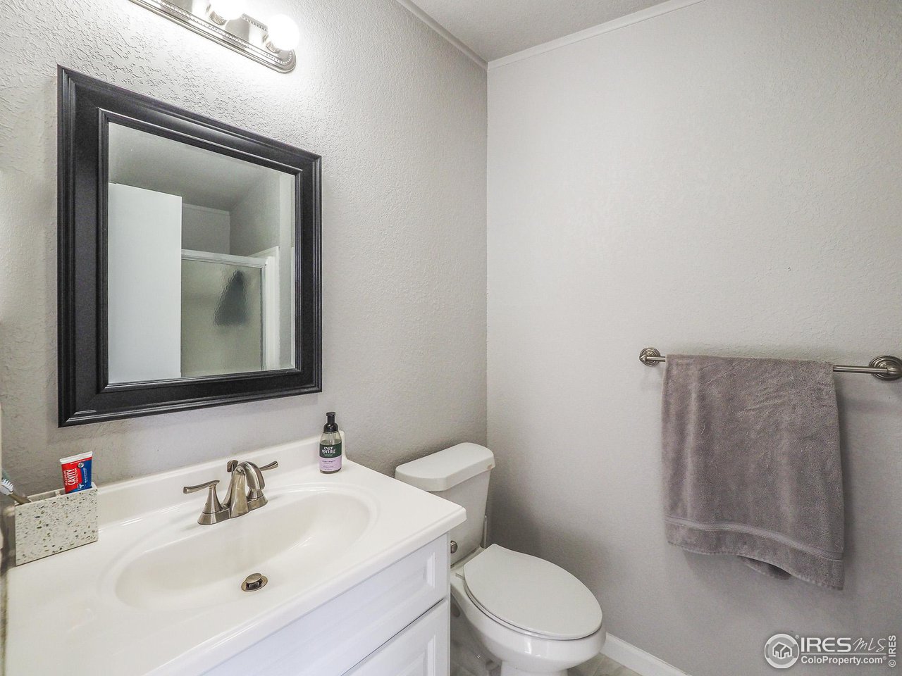 4504 S Shenandoah St